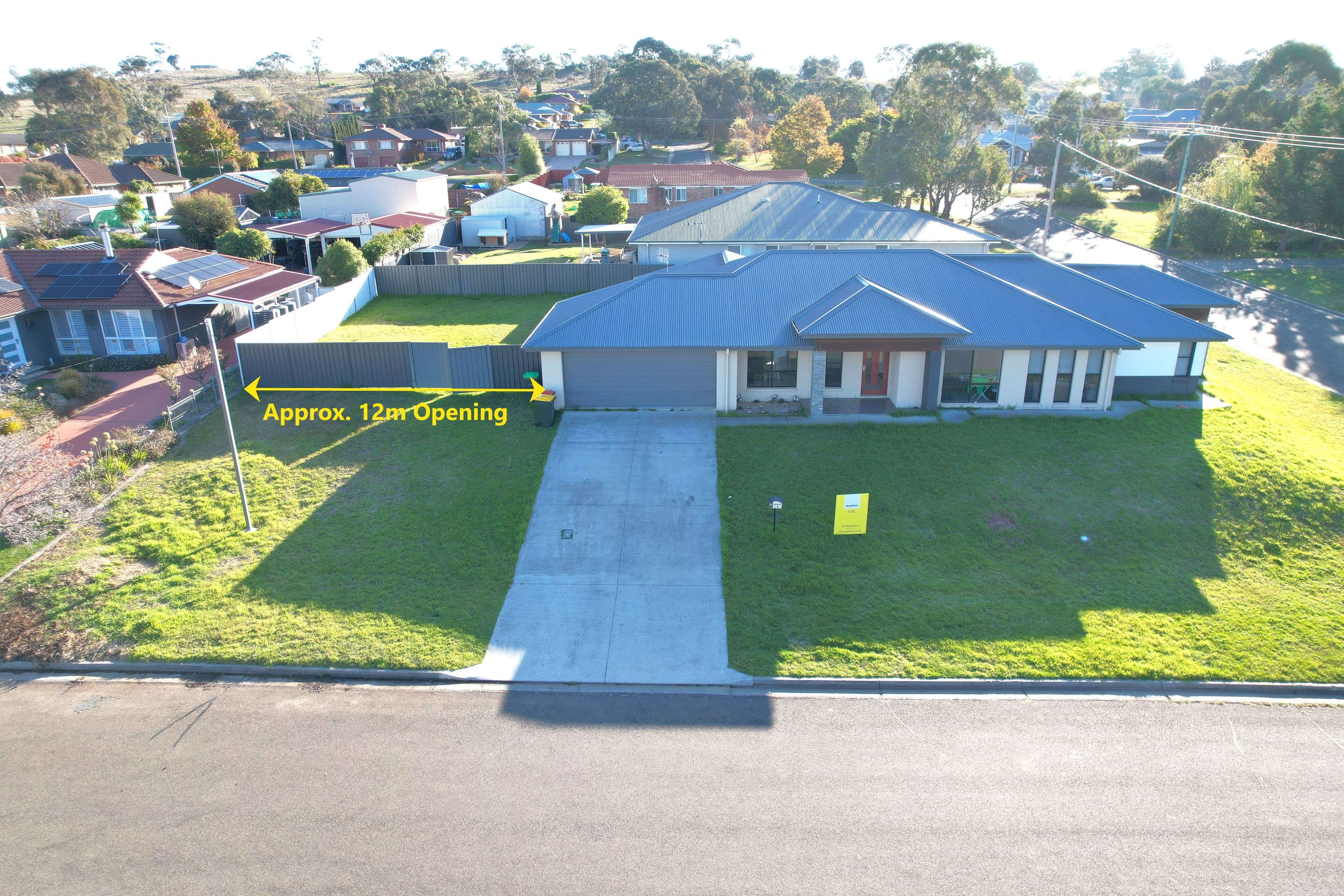 6 Dewhirst Street, Goulburn NSW 2580, Goulburn - Thumbnail 2