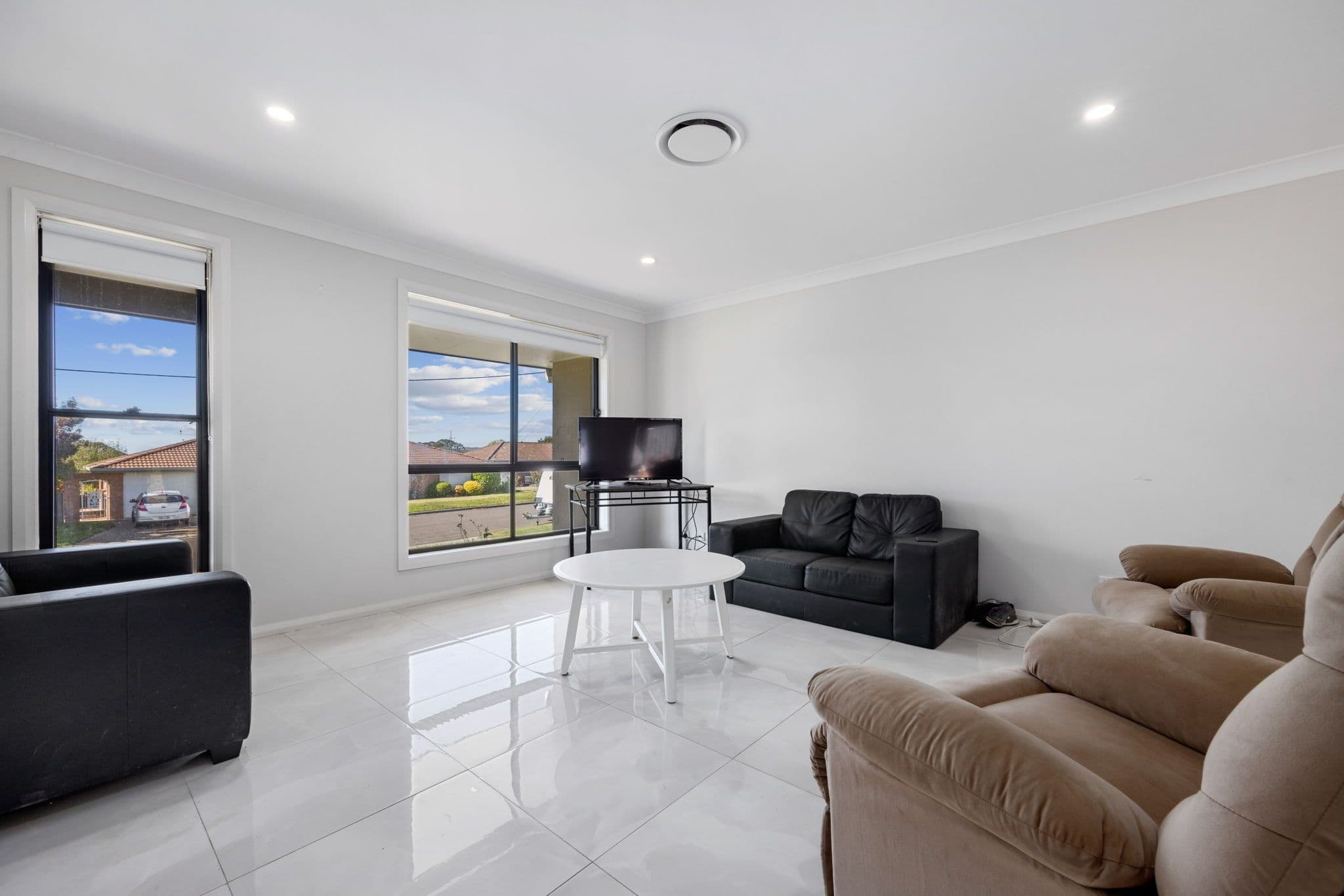 6 Dewhirst Street, Goulburn NSW 2580, Goulburn - Thumbnail 4