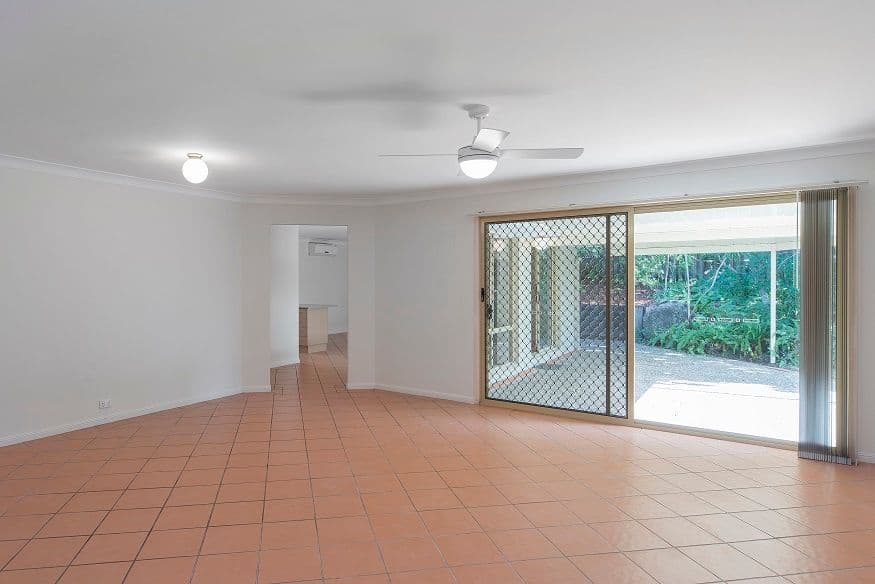 9 Pacific Pines Bvde, PACIFIC PINES QLD 4211, Pacific Pines - Thumbnail 4