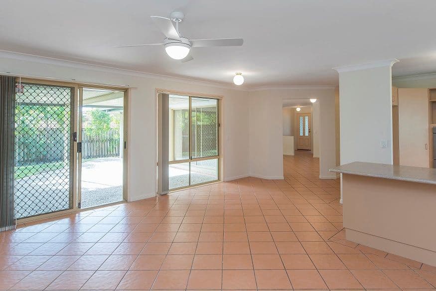 9 Pacific Pines Bvde, PACIFIC PINES QLD 4211, Pacific Pines - Thumbnail 6