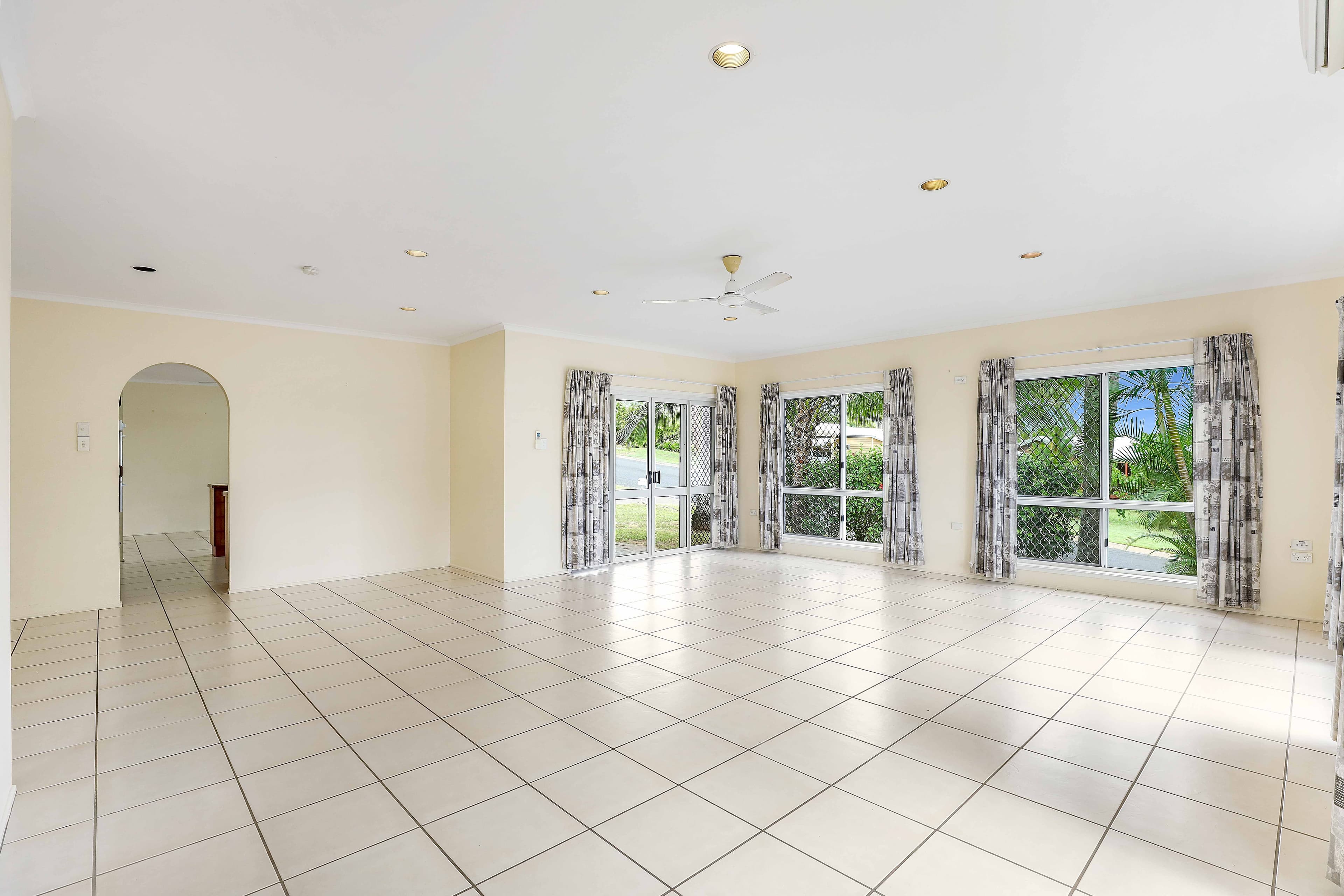 187 Harvey Road, Redlynch QLD 4870, Redlynch - Thumbnail 5