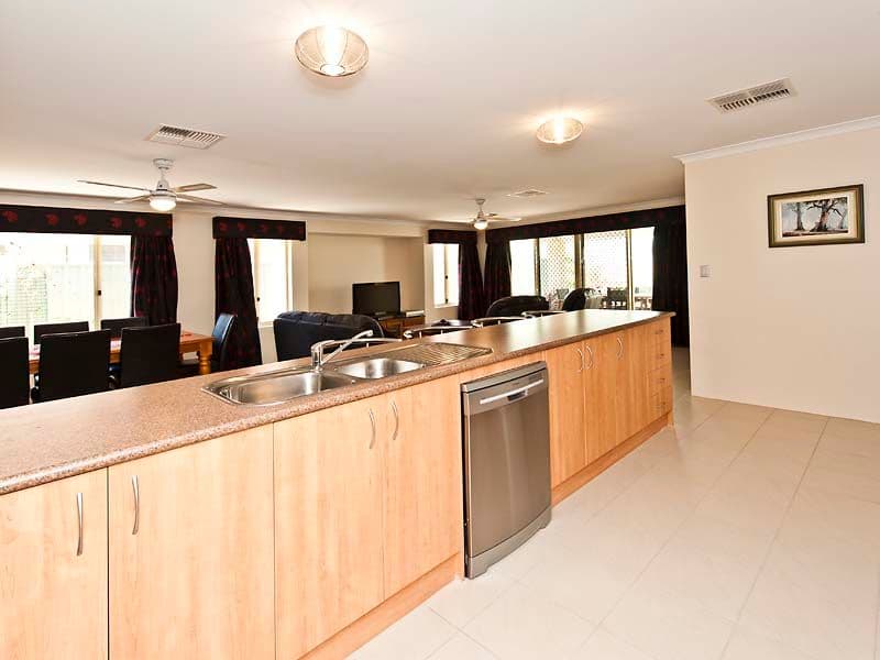 2 Peak Place, BALDIVIS WA 6171, Baldivis - Thumbnail 7
