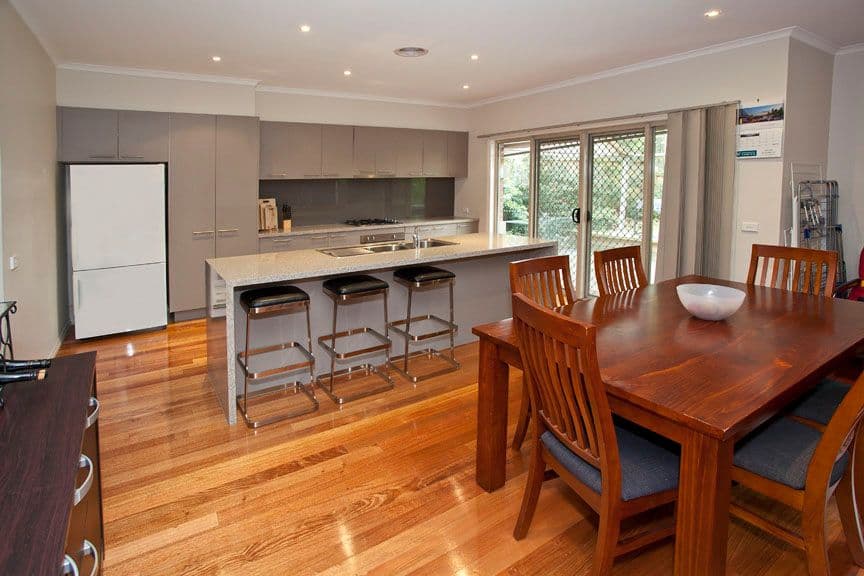 512 Mitcham Road, MITCHAM VIC 3132, Mitcham - Thumbnail 2