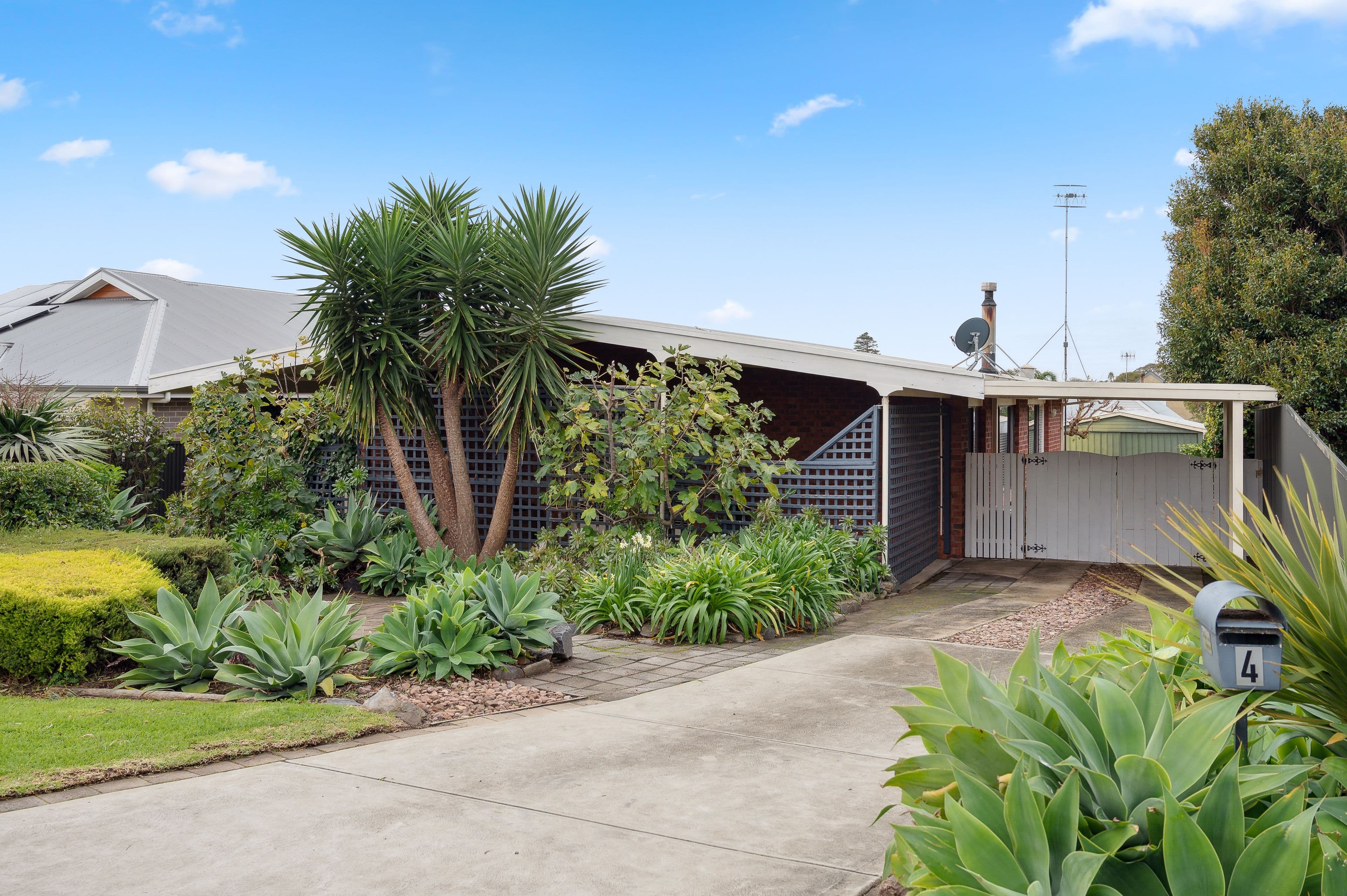4 Pioneer Avenue, Port Elliot SA 5212, Port Elliot - Image 1