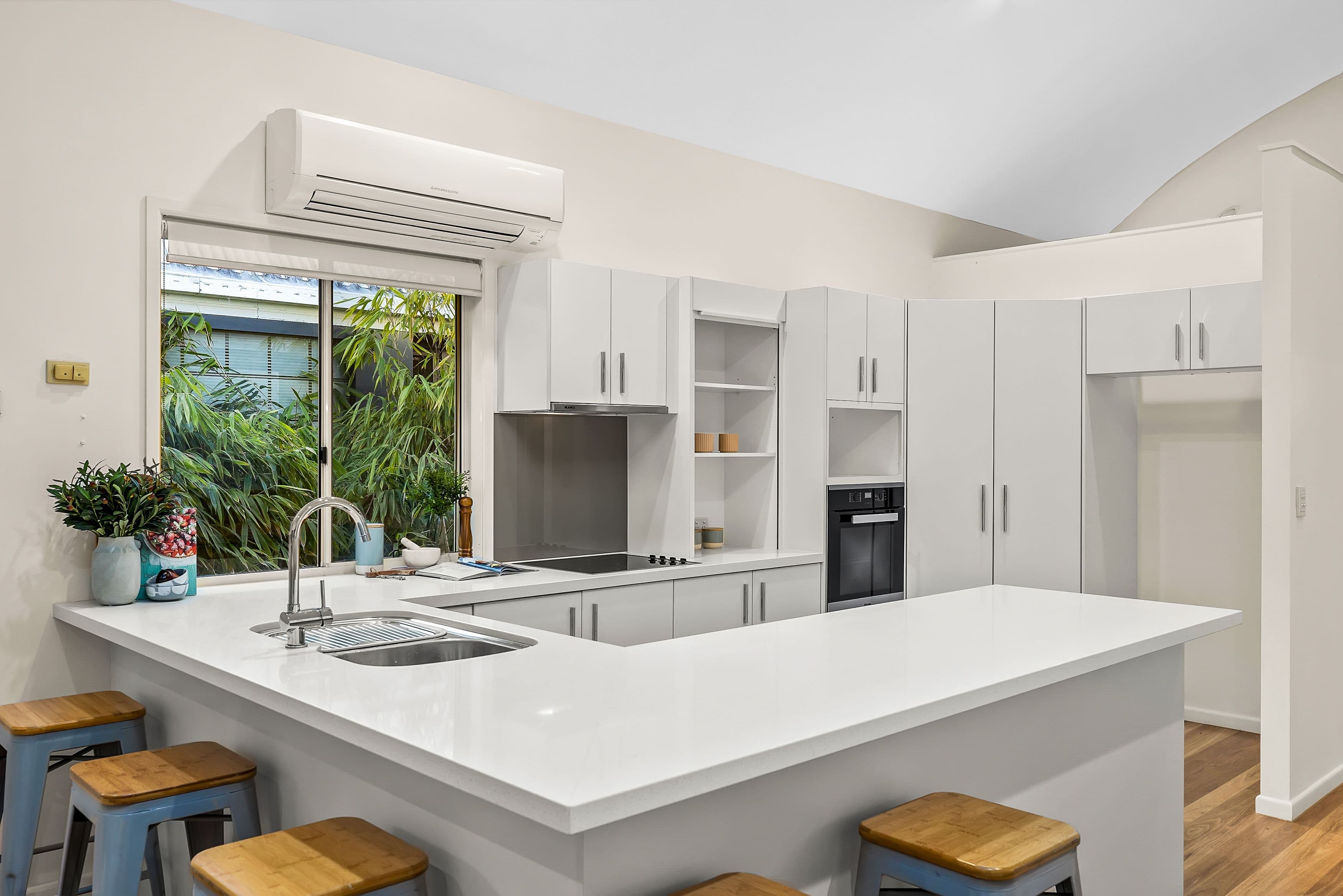 73 Lorward Avenue, Bardon QLD 4065, Bardon - Thumbnail 3