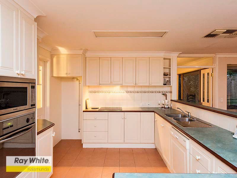 33 Peoples Avenue, Gooseberry Hill WA 6076, Gooseberry Hill - Thumbnail 8