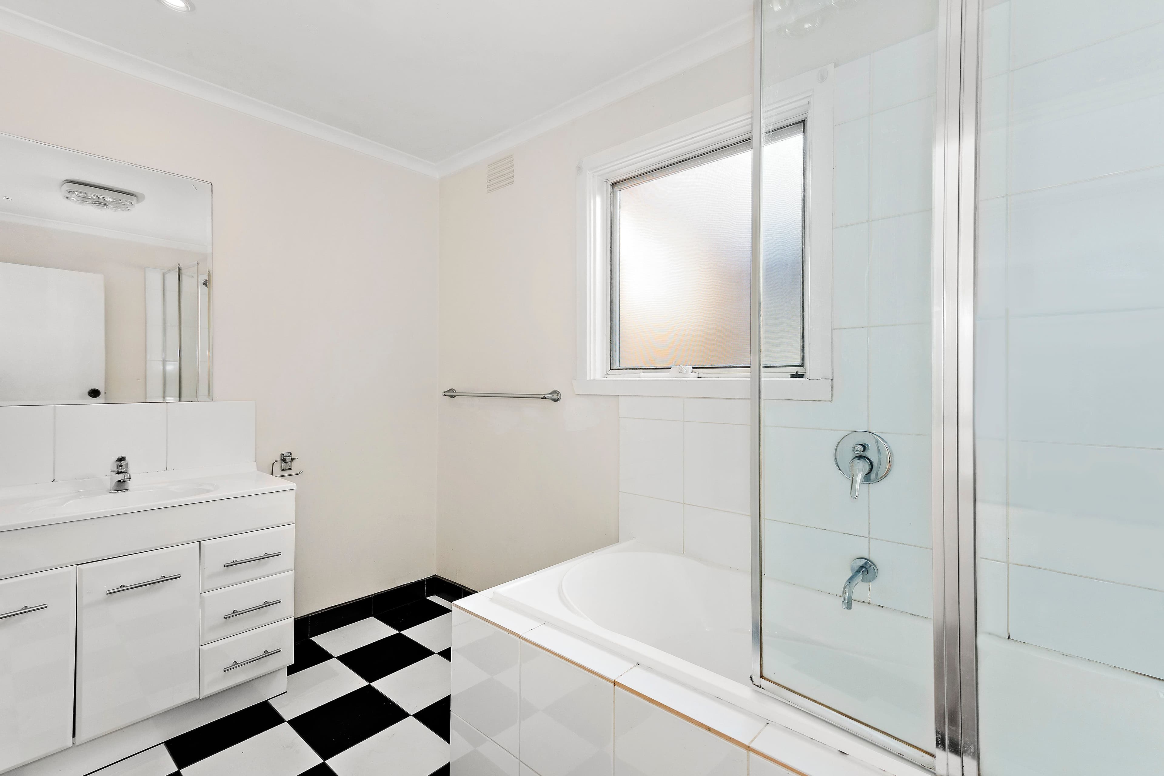 5 Burton Avenue, Clayton VIC 3168, Clayton - Thumbnail 8