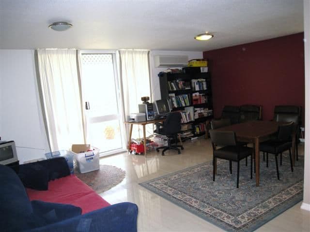 28  Walter Street, HOLLAND PARK WEST QLD 4121, Holland Park West - Thumbnail 6
