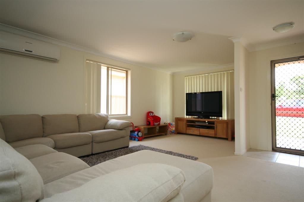 18 Sherwood Street, WALLSEND NSW 2287, Wallsend - Thumbnail 3