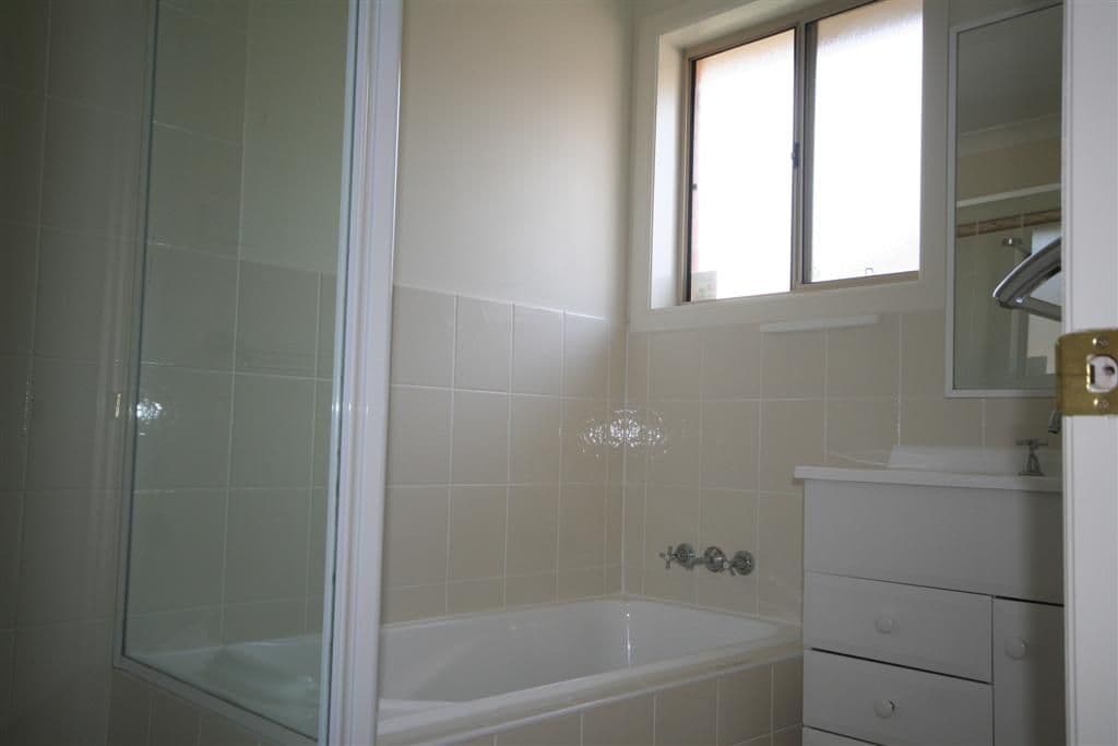 18 Sherwood Street, WALLSEND NSW 2287, Wallsend - Thumbnail 5