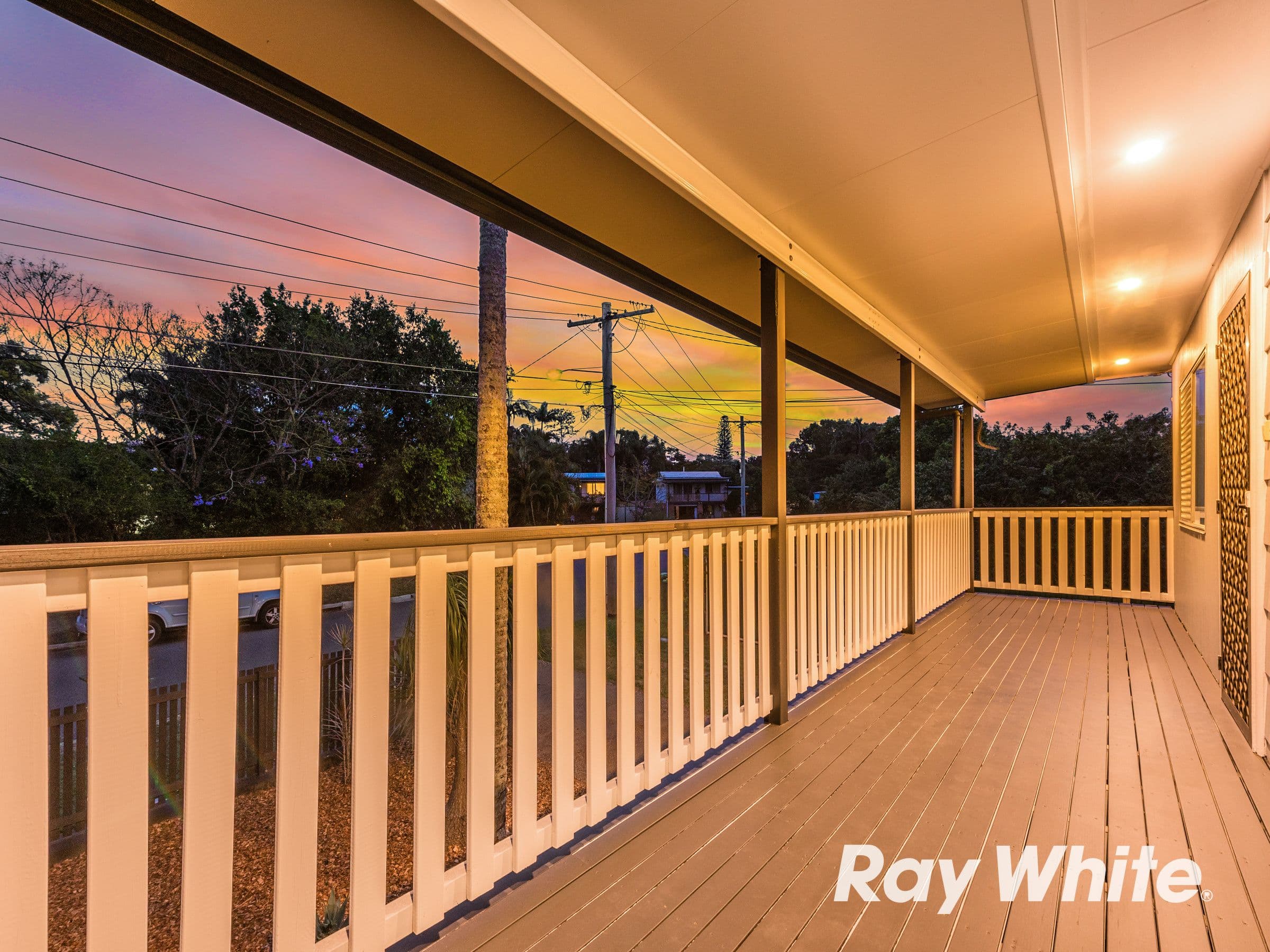 11 Sandra Street, Kingston QLD 4114, Kingston - Thumbnail 2