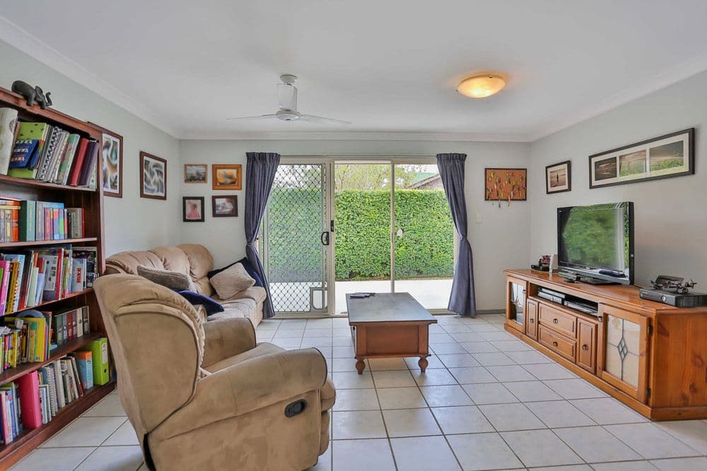 18 Johnstone Street, Guildford - Image 1
