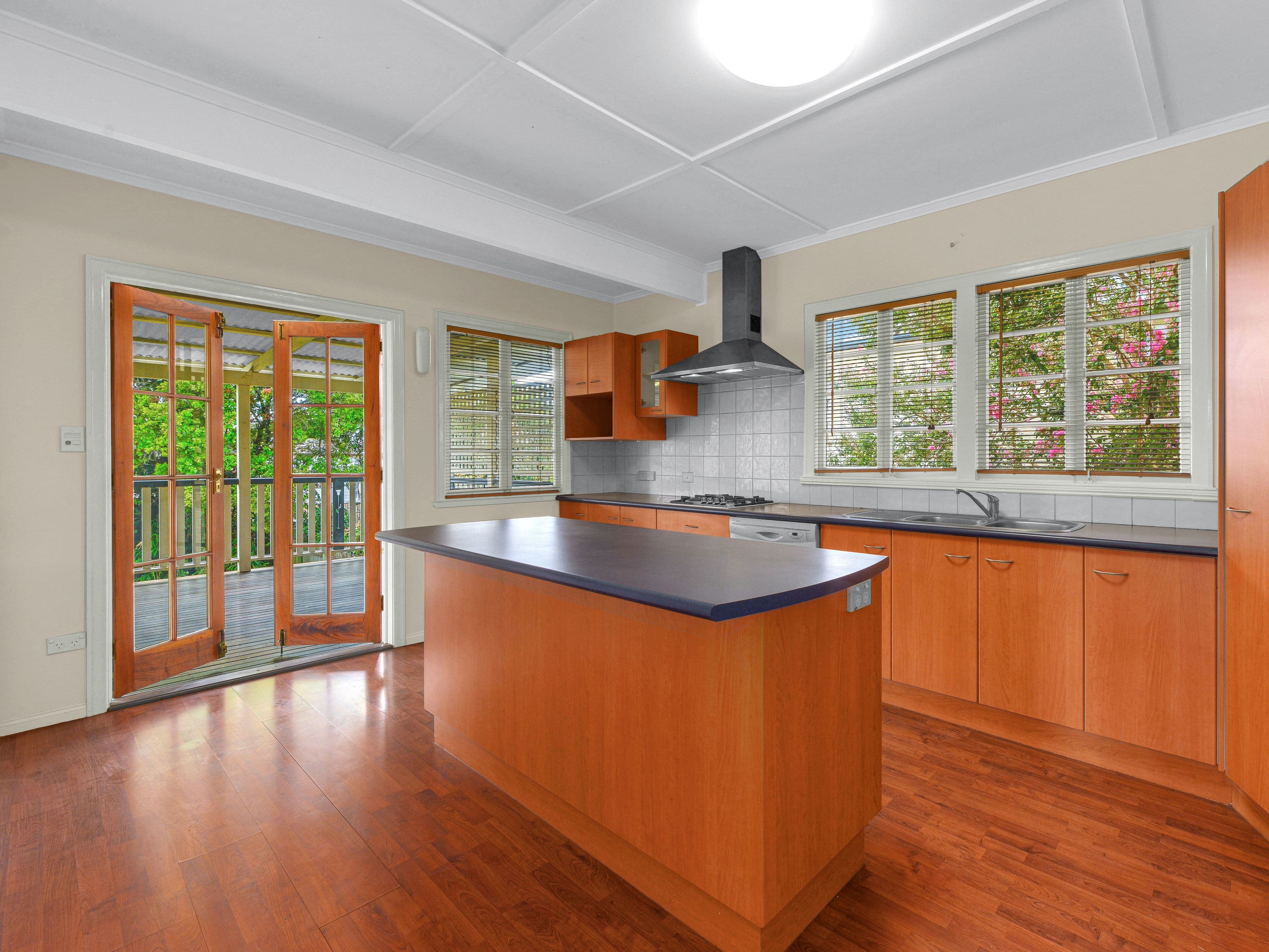 52 Camelia Street, Cannon Hill QLD 4170, Cannon Hill - Thumbnail 4