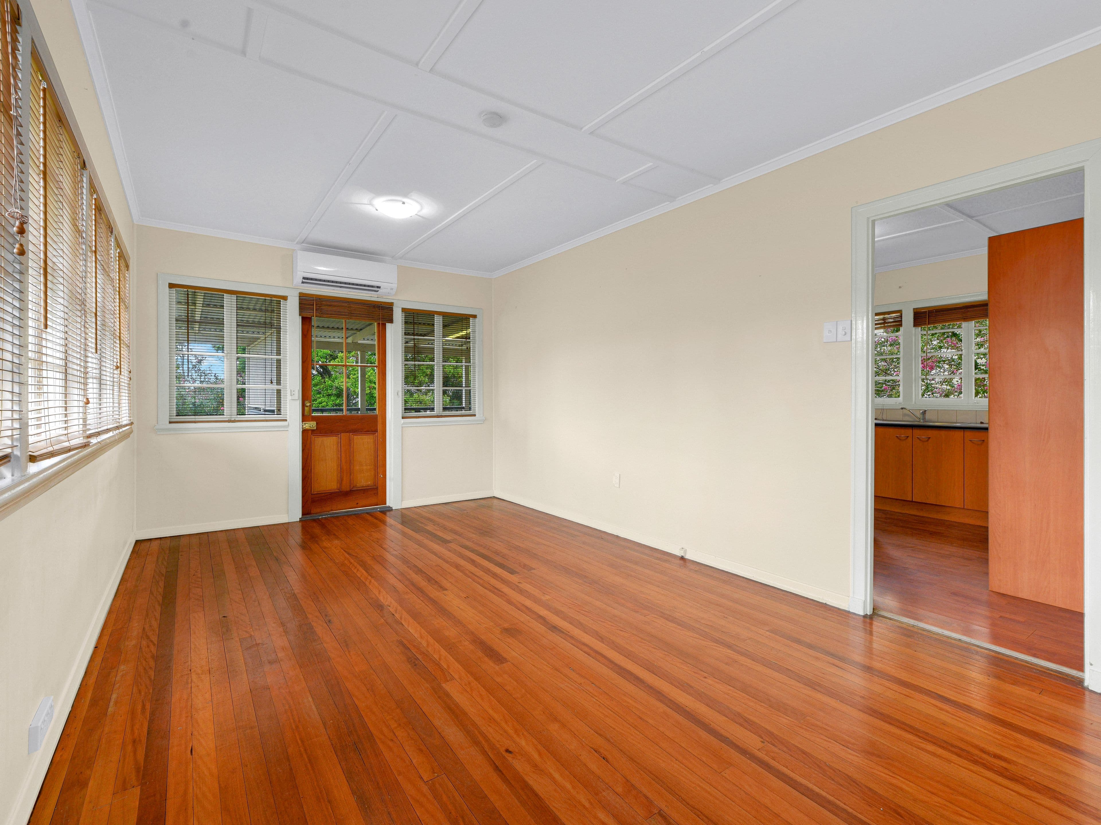 52 Camelia Street, Cannon Hill QLD 4170, Cannon Hill - Thumbnail 6