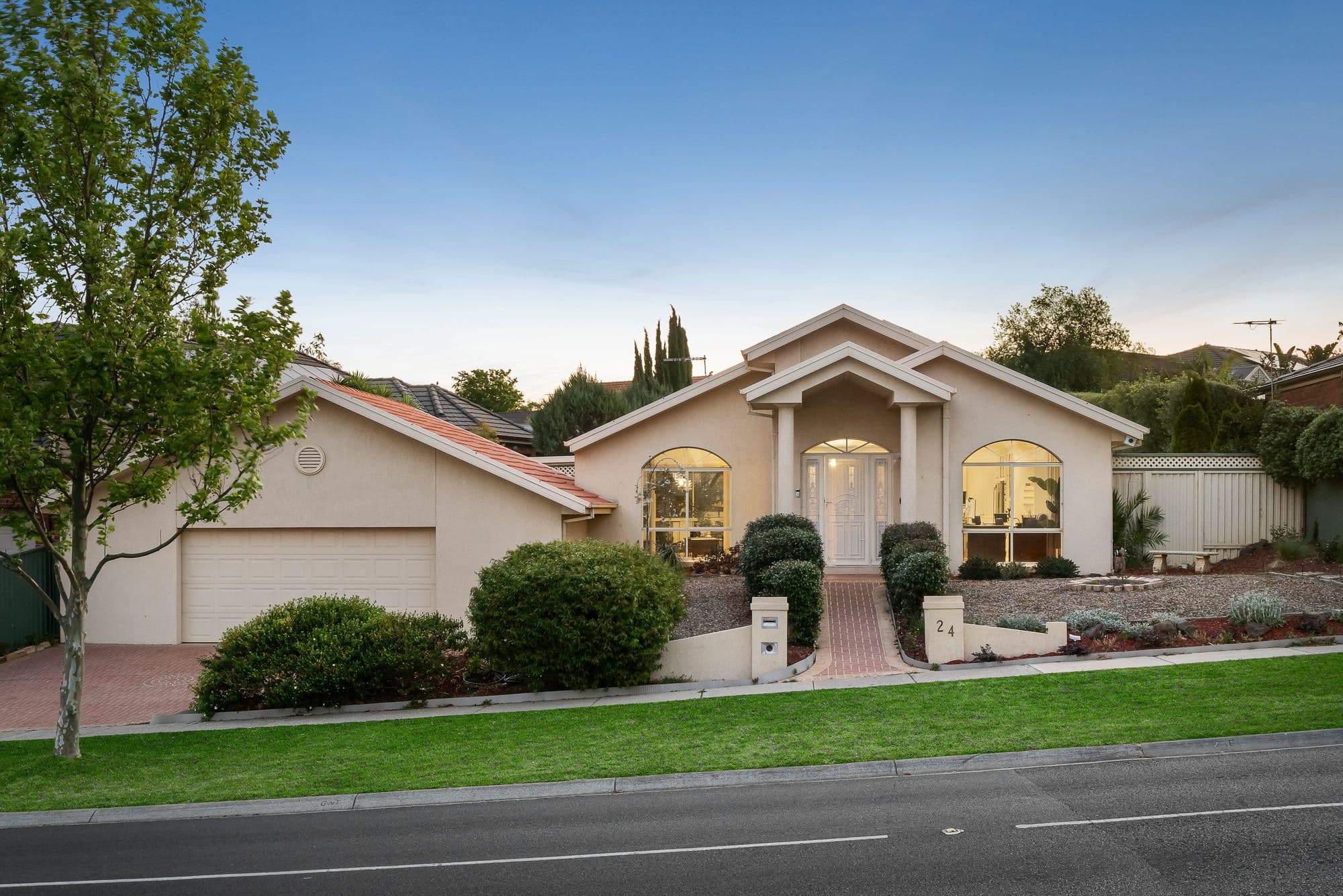 24 Alanbrae Terrace, Attwood VIC 3049, Attwood - Image 1