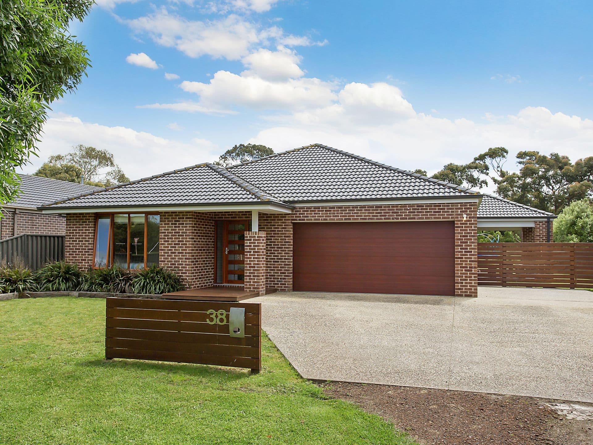38 Shenfield Street, Cobden VIC 3266, Cobden - Image 1
