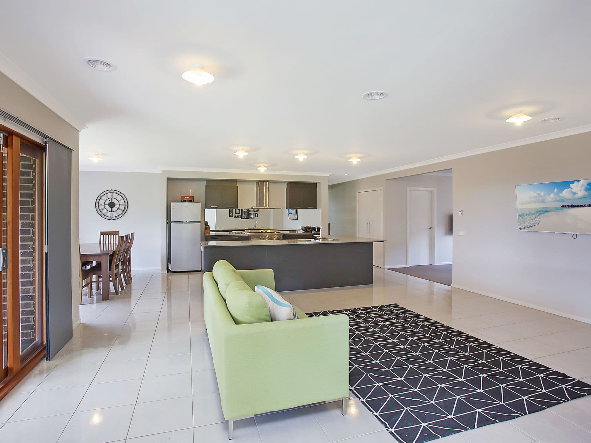 38 Shenfield Street, Cobden VIC 3266, Cobden - Thumbnail 4