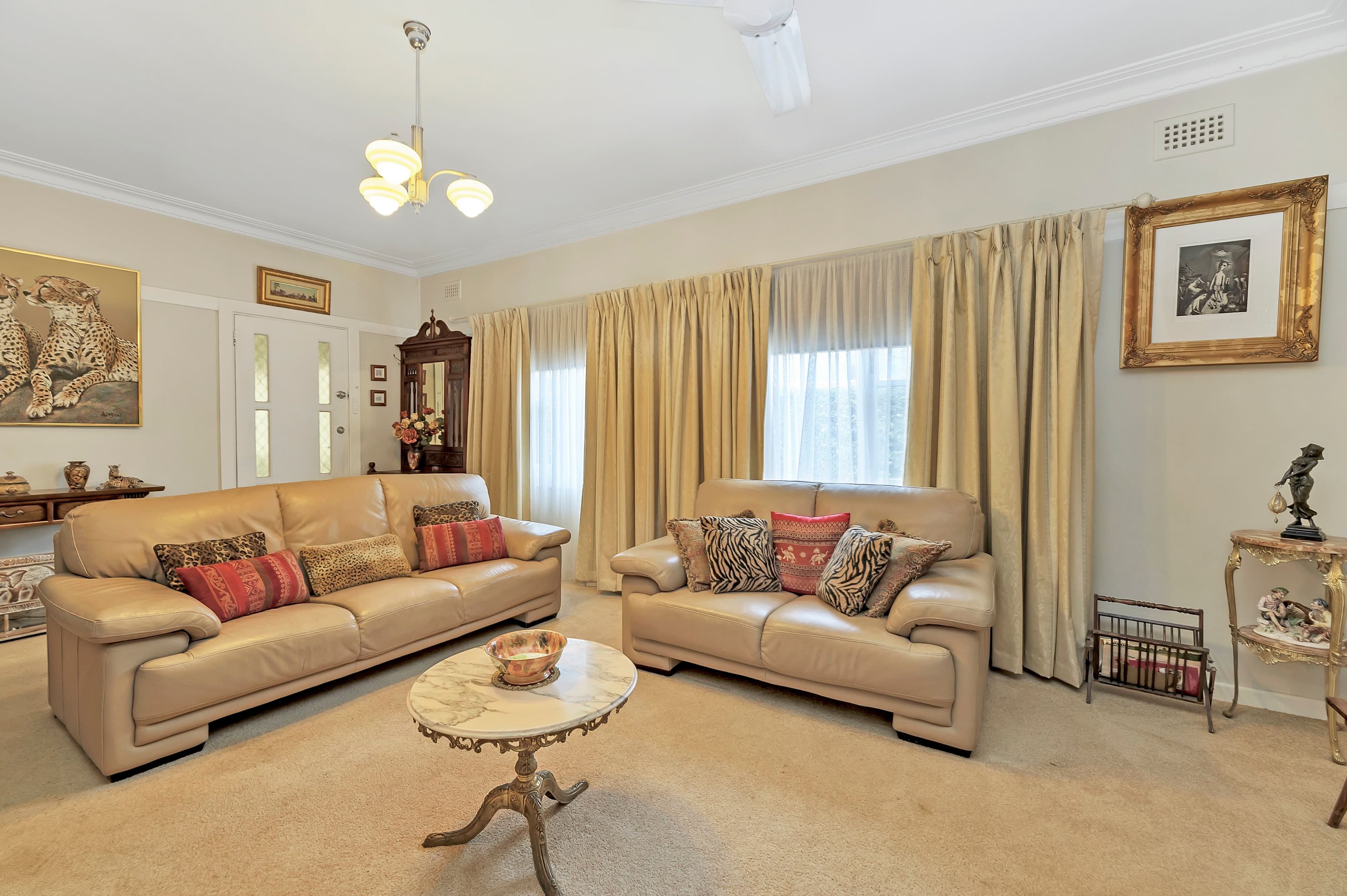 1/12 Donald Road, Queanbeyan NSW 2620, Queanbeyan - Thumbnail 2