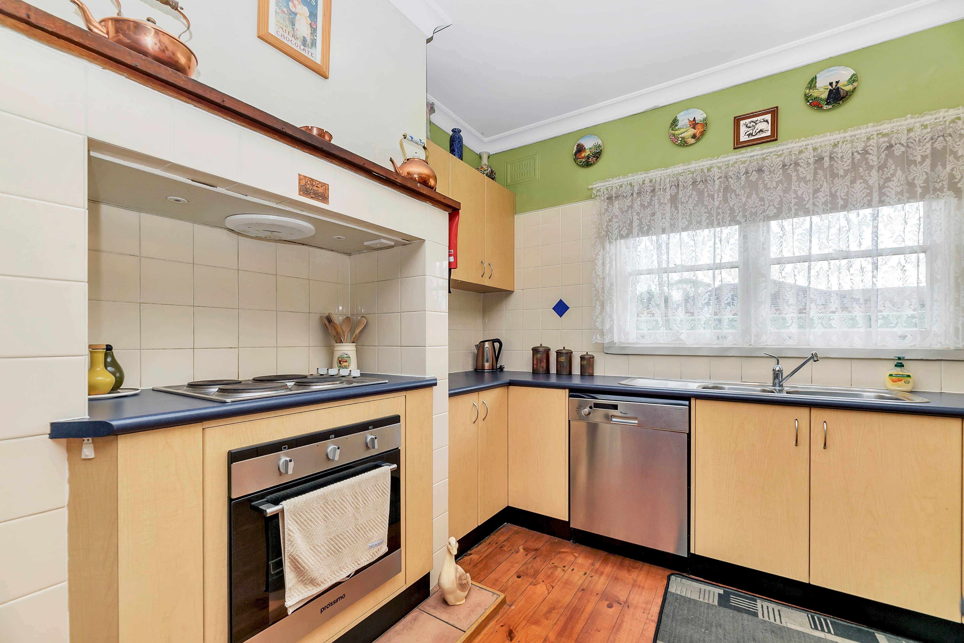 1/12 Donald Road, Queanbeyan NSW 2620, Queanbeyan - Thumbnail 7