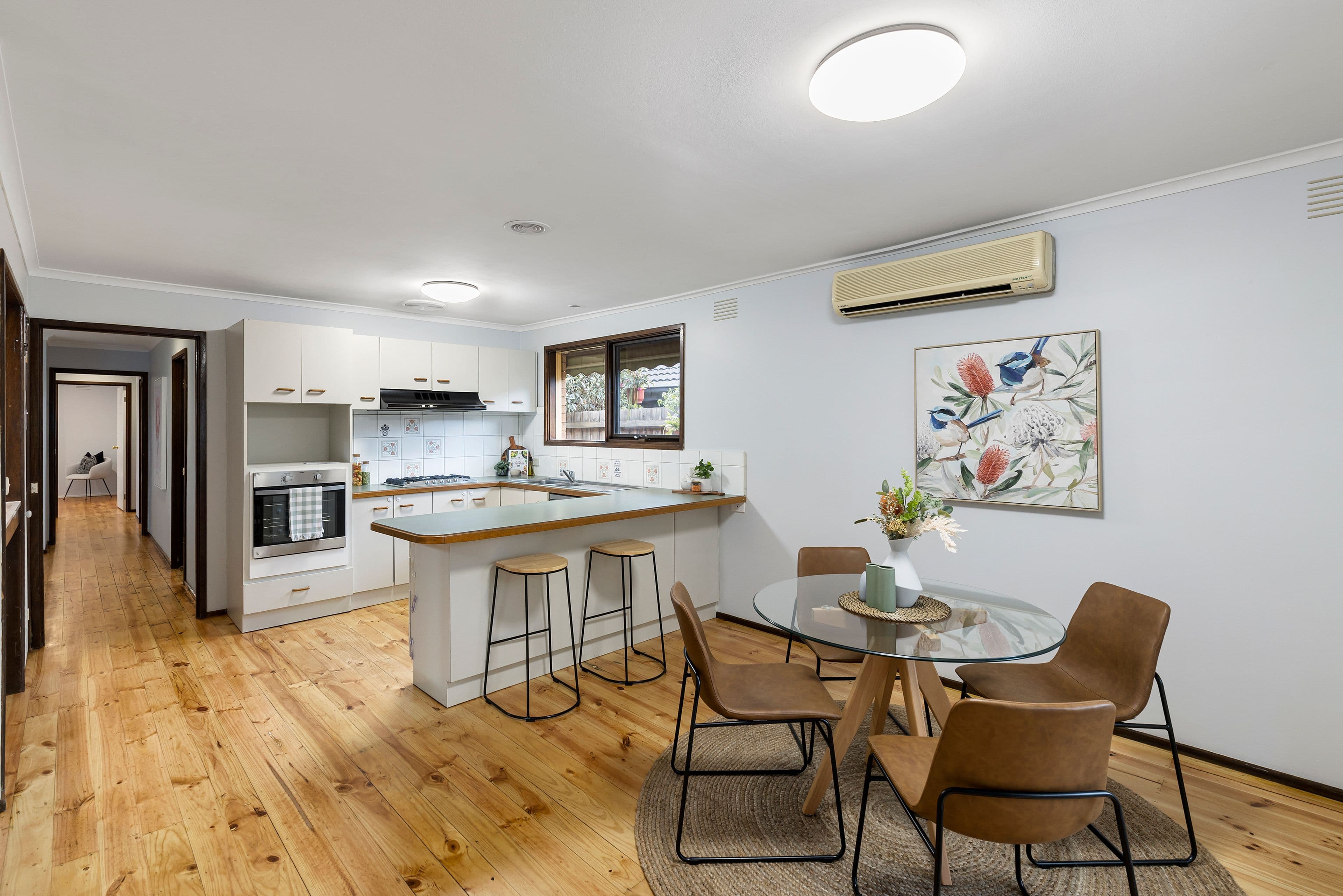 4 Menzies Drive, Sunbury VIC 3429, Sunbury - Thumbnail 4