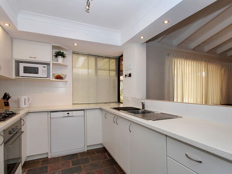 5 Vistula Avenue, BEECHBORO WA 6063, Beechboro - Thumbnail 2