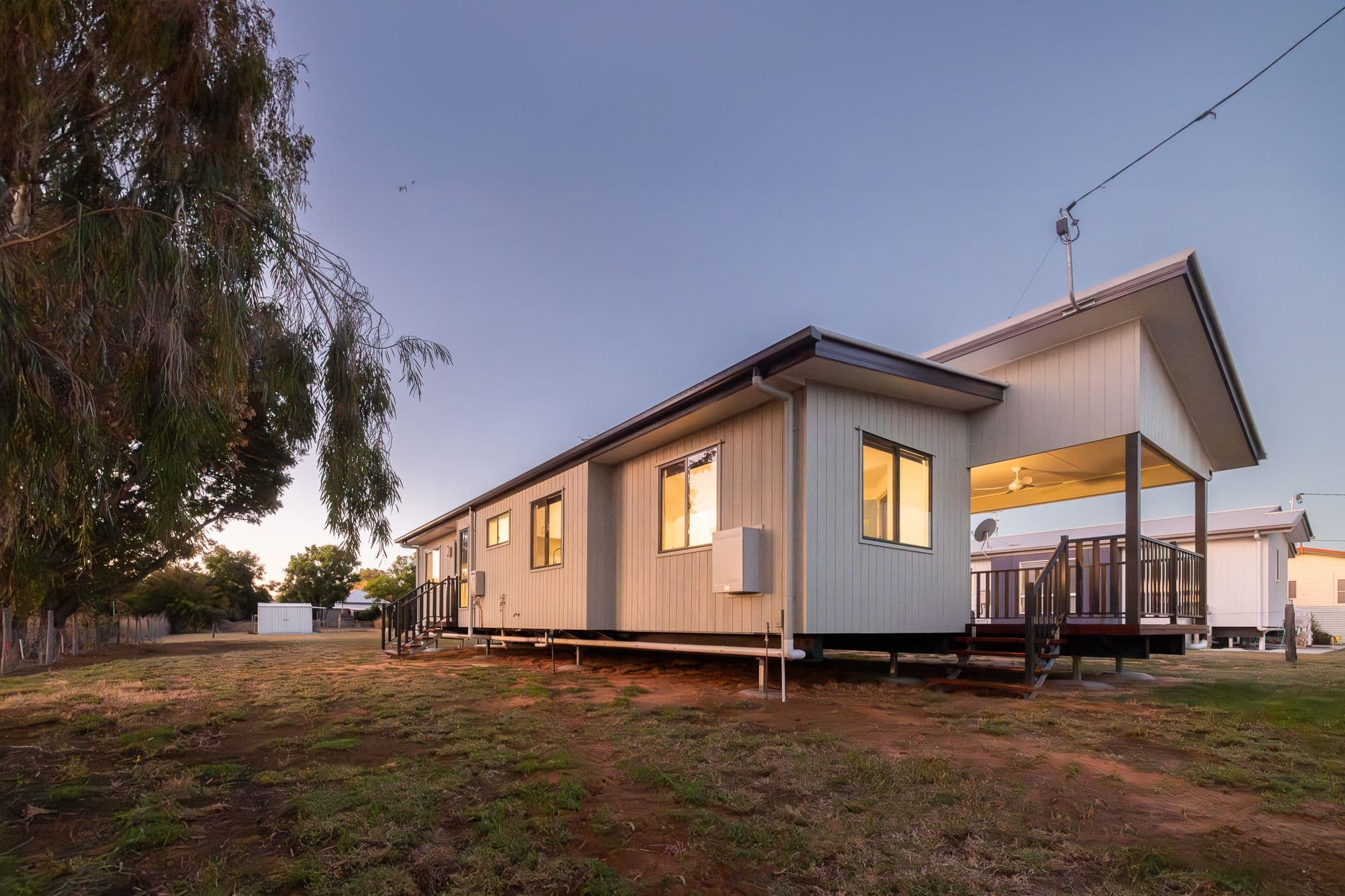 120 Acacia Street, Barcaldine QLD 4725, Barcaldine - Thumbnail 2