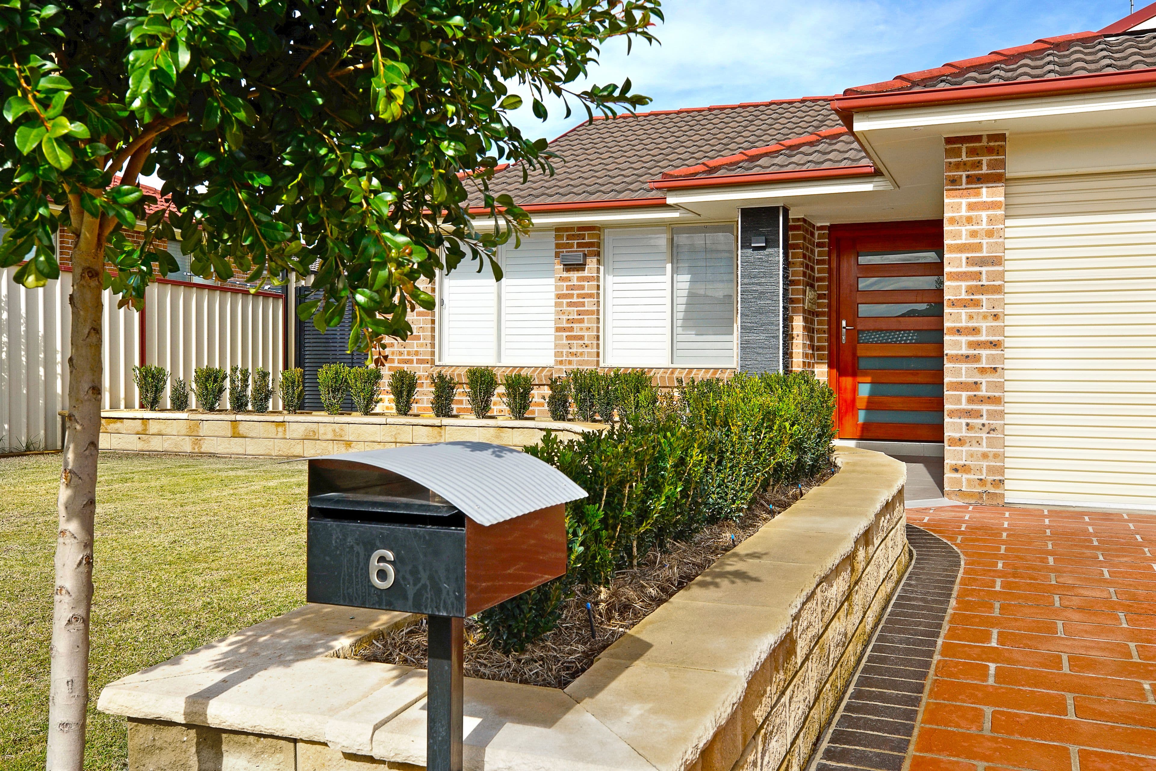 6 Gleneagles Way, Glenmore Park - Thumbnail 2
