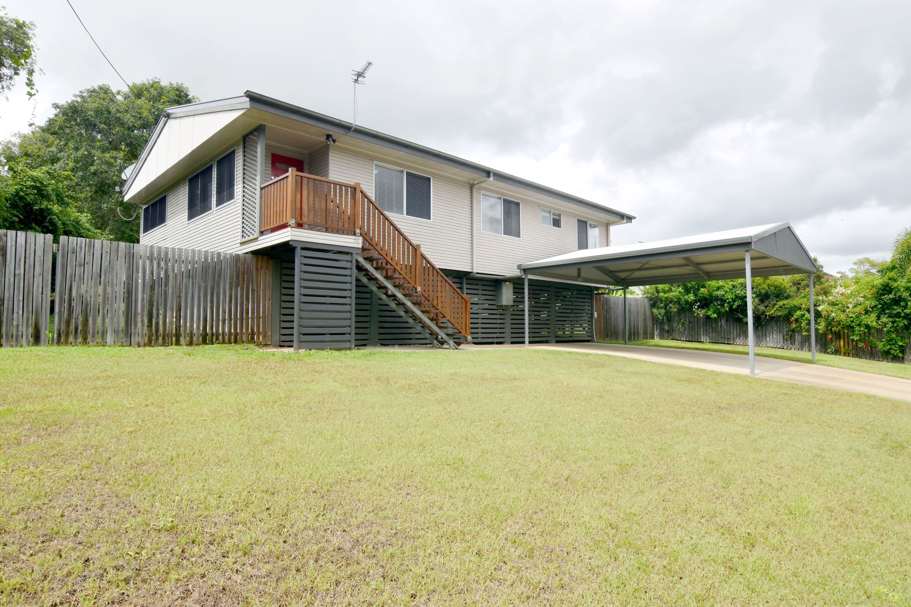 32 Squire Street, Toolooa QLD 4680, Toolooa - Image 1