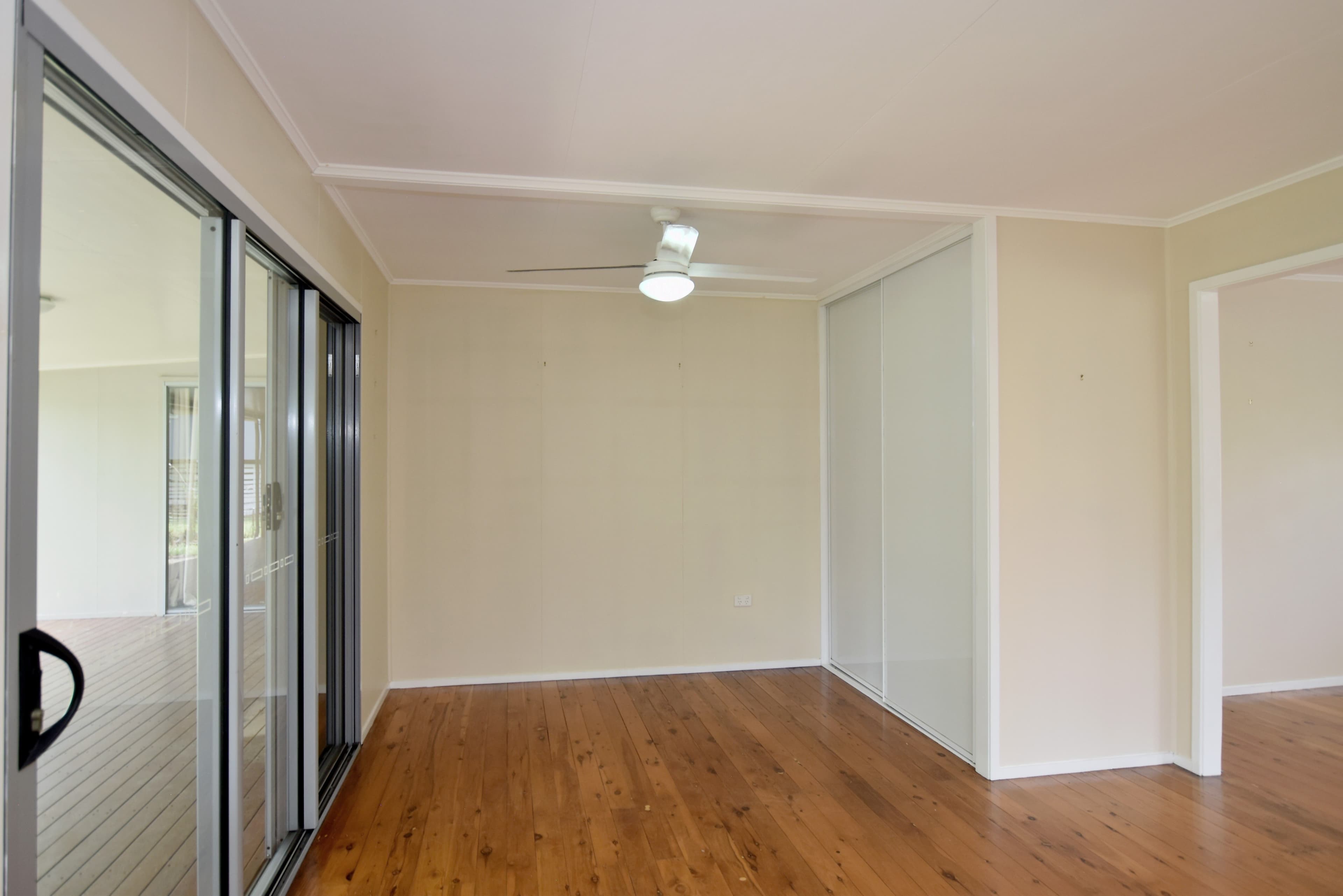 32 Squire Street, Toolooa QLD 4680, Toolooa - Thumbnail 8