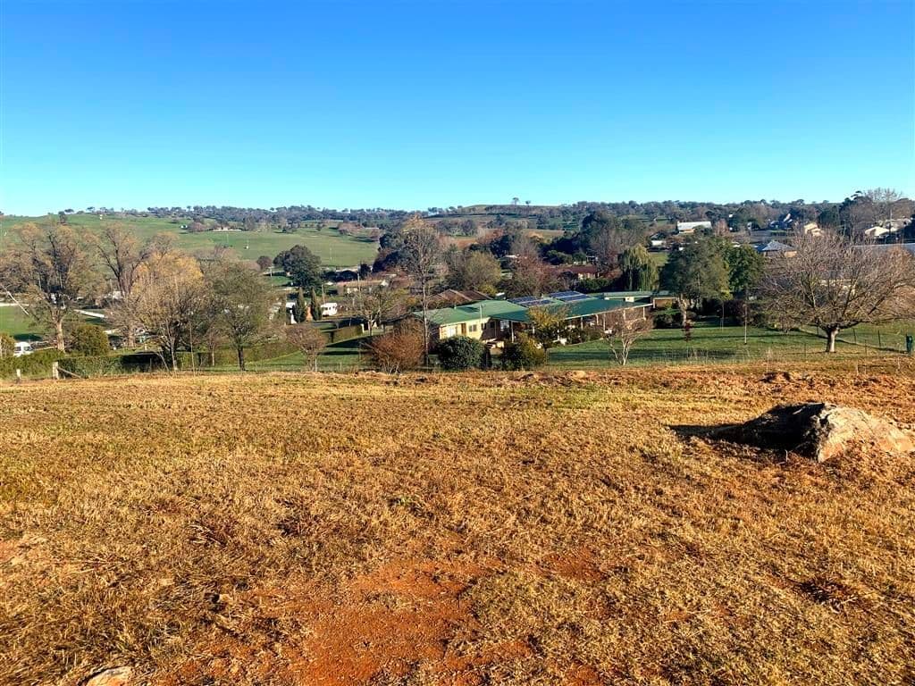 27 Gilmore Street, Adelong NSW 2729, Adelong - Thumbnail 4