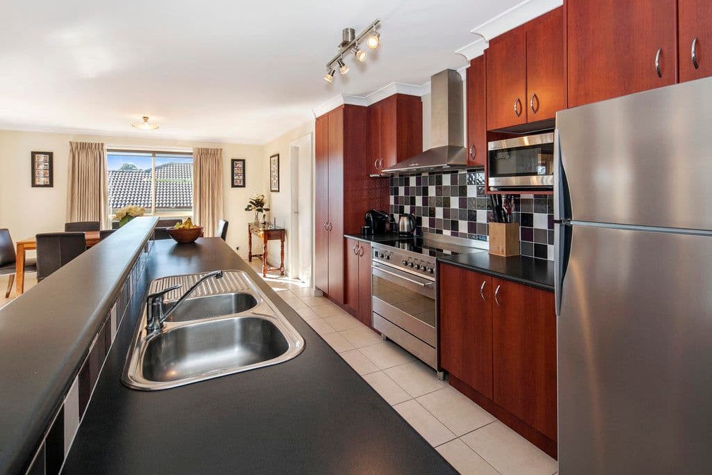 3 Clayton Park Drive, Canadian VIC 3350, Canadian - Thumbnail 4