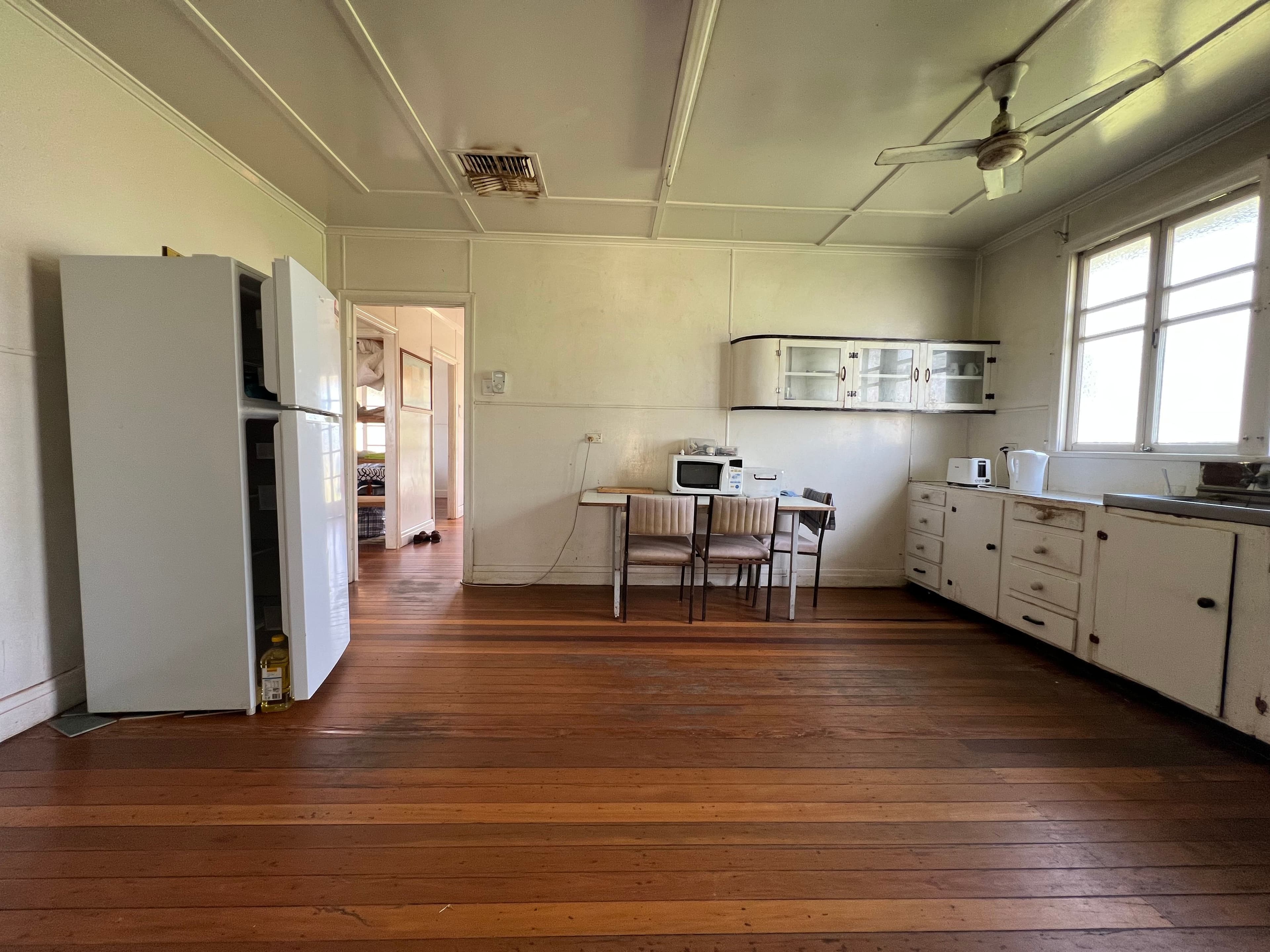 8 Edward Street, Charleville QLD 4470, Charleville - Thumbnail 5