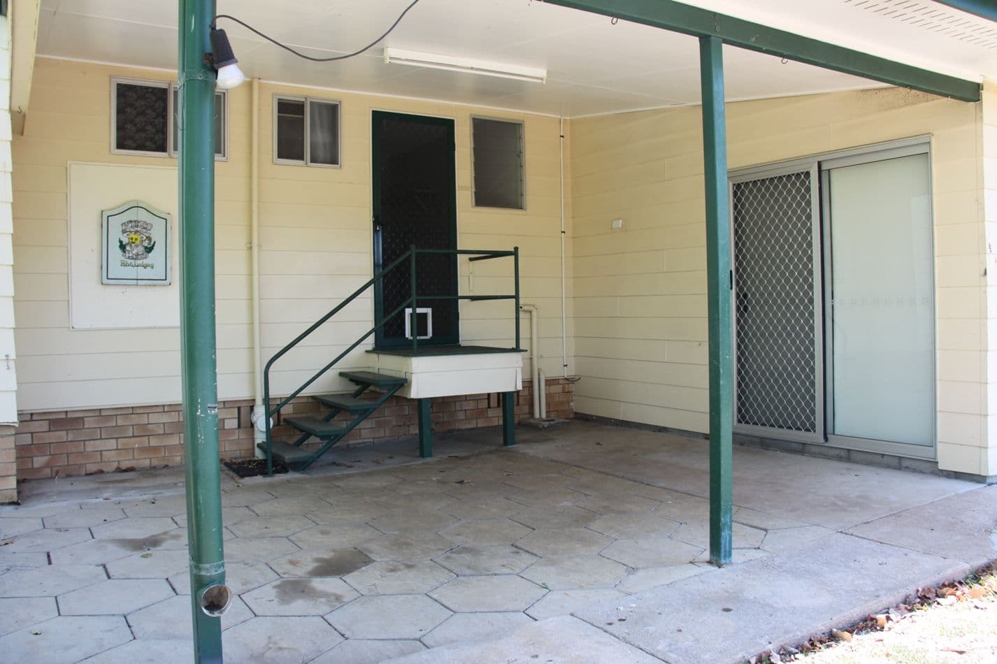 6 Hayes Avenue, Boyne Island QLD 4680, Boyne Island - Thumbnail 7