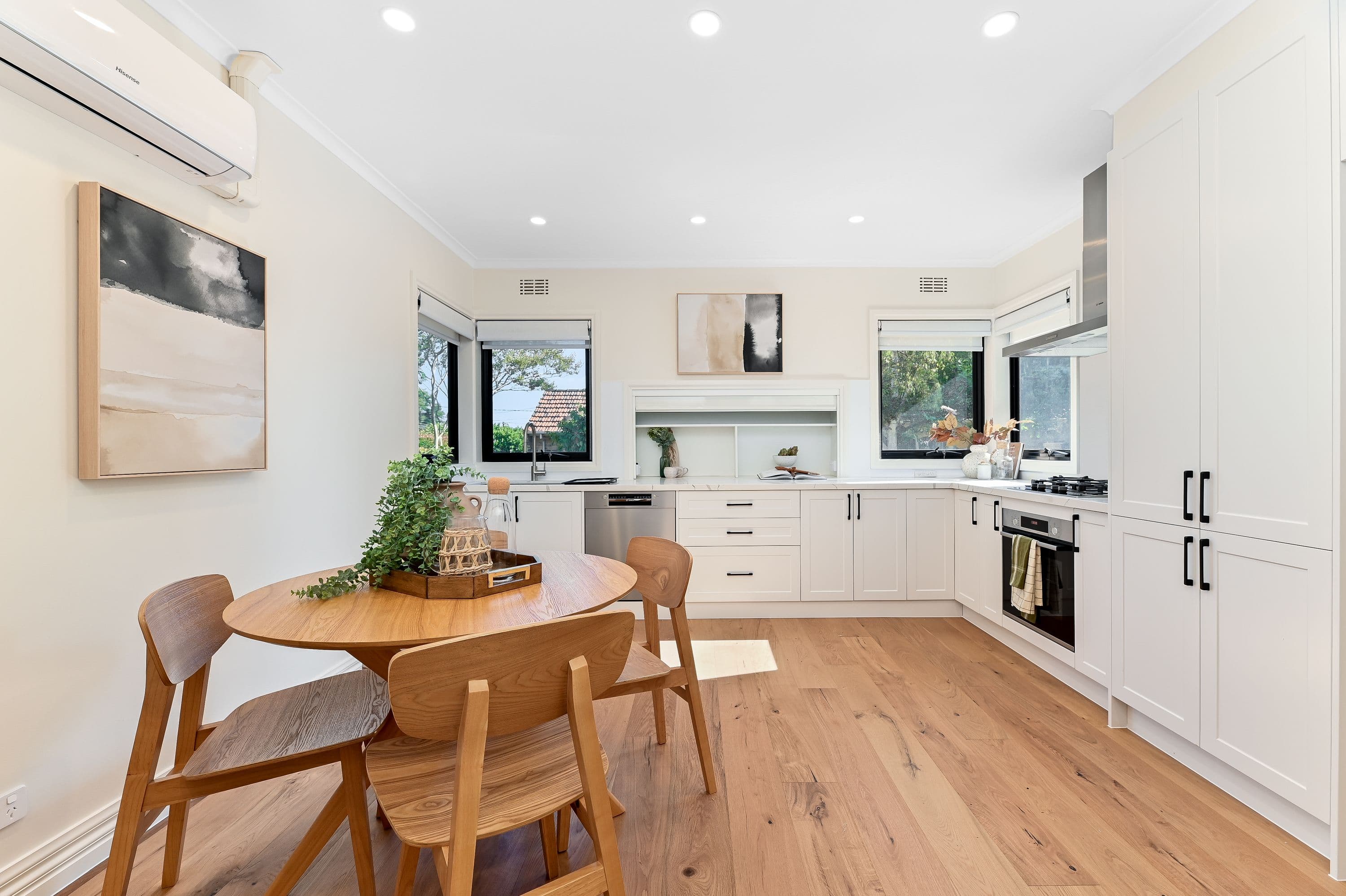 4 Glenmore Grove, Mount Waverley VIC 3149, Mount Waverley - Thumbnail 5