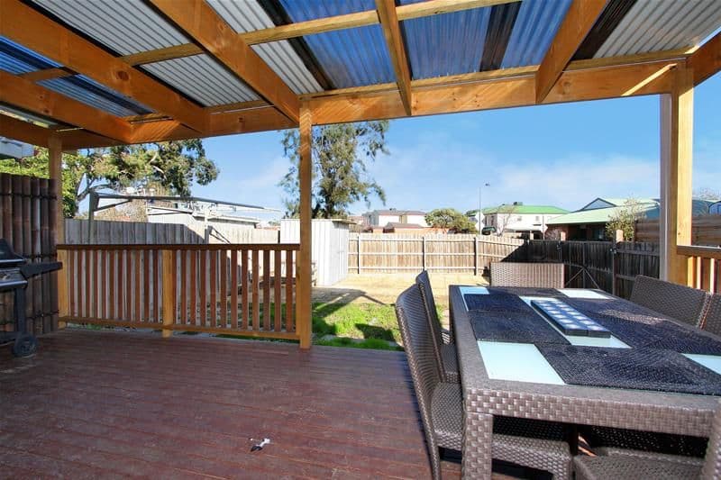 24 Benjamin Close, BUNDOORA VIC 3083, Bundoora - Thumbnail 8