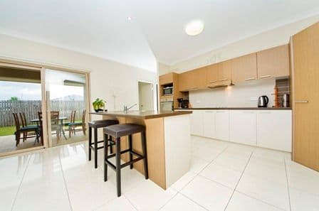 138  Fitzmaurice Drive, BENTLEY PARK QLD 4869, Bentley Park - Thumbnail 3