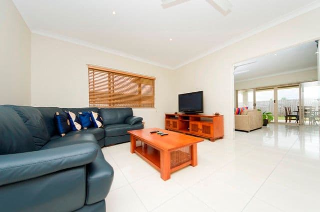 138  Fitzmaurice Drive, BENTLEY PARK QLD 4869, Bentley Park - Thumbnail 8