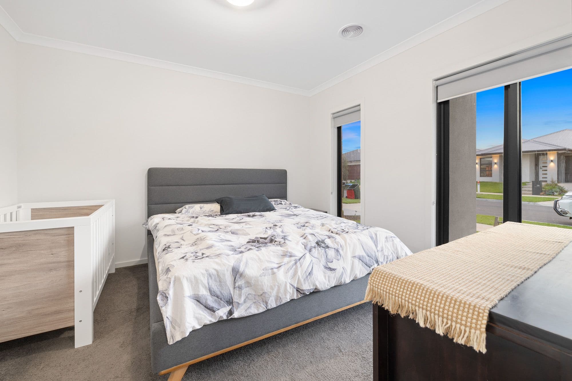 35 Canadian Avenue, Werribee VIC 3030, Werribee - Thumbnail 2