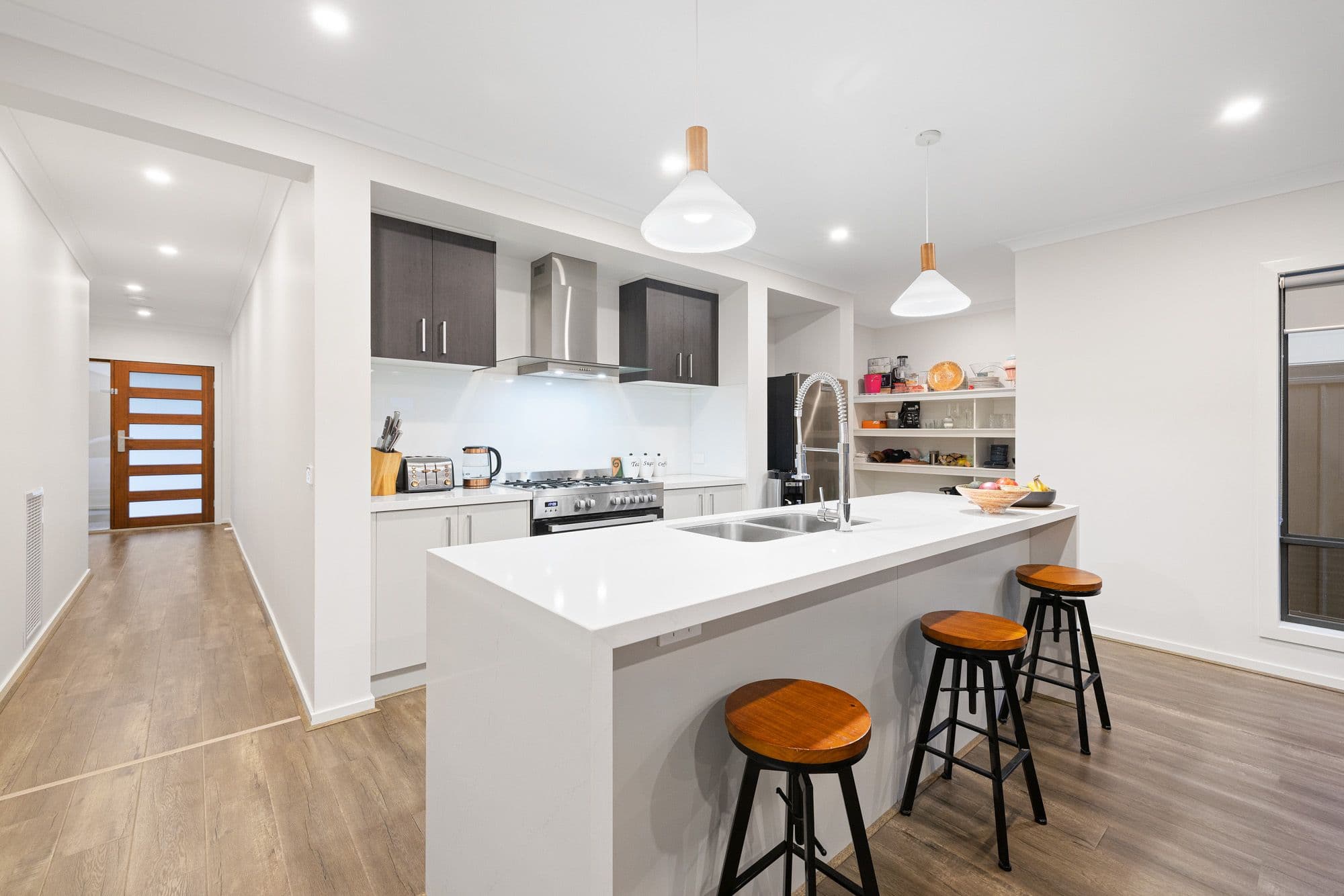 35 Canadian Avenue, Werribee VIC 3030, Werribee - Thumbnail 4