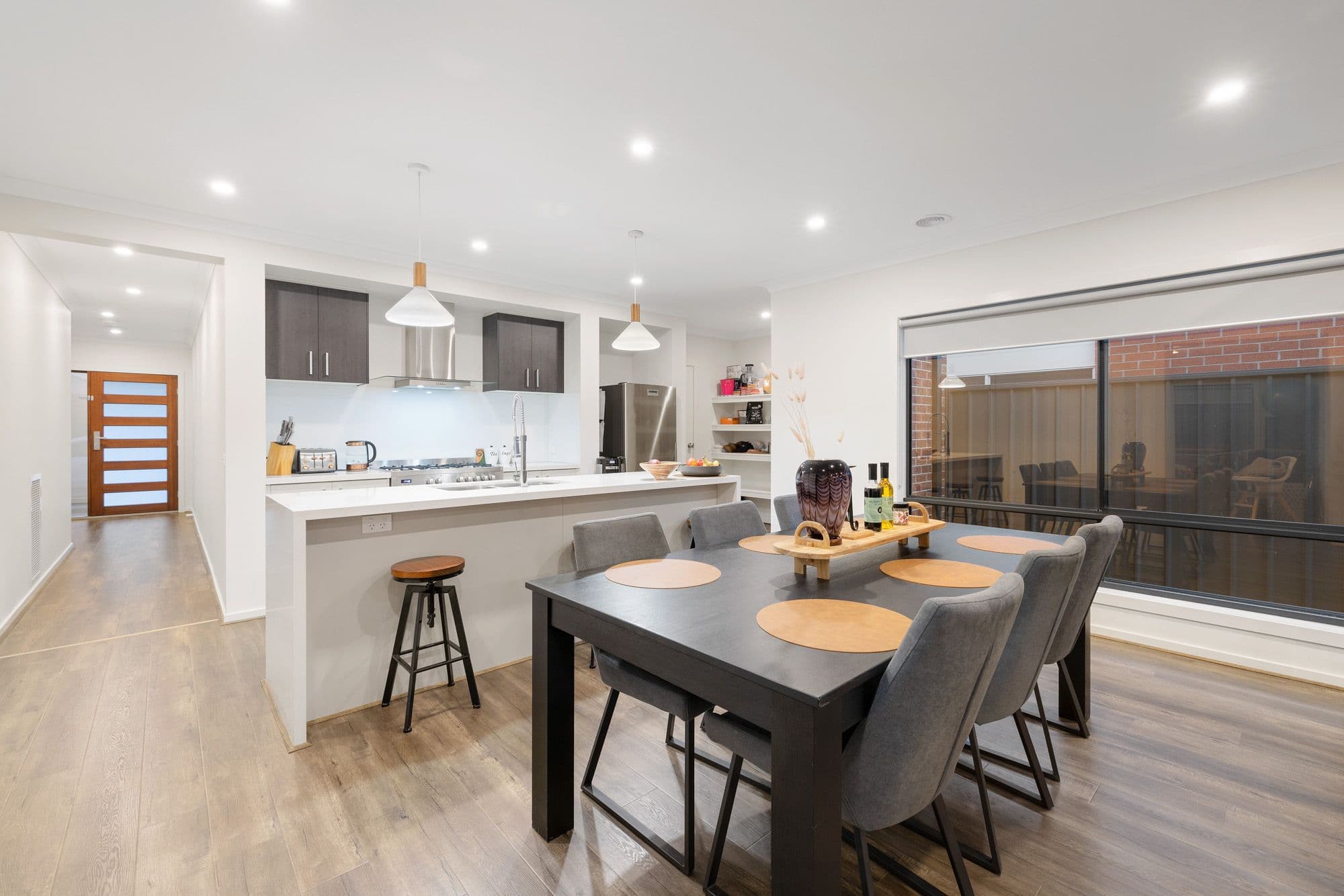 35 Canadian Avenue, Werribee VIC 3030, Werribee - Thumbnail 5