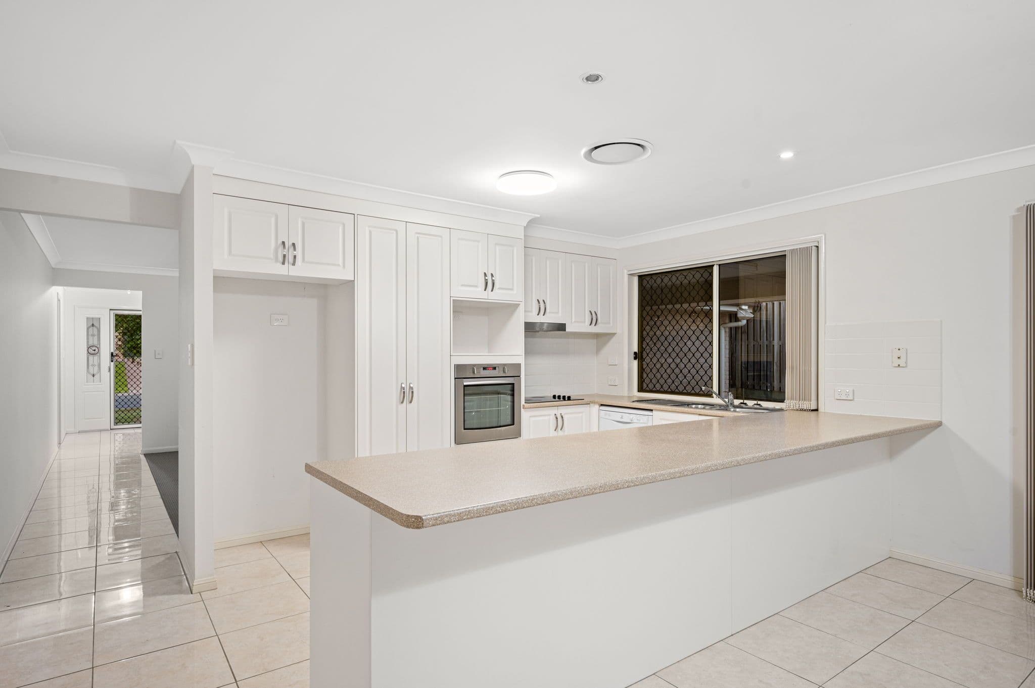 9 Juliana Court, Underwood QLD 4119, Underwood - Thumbnail 3