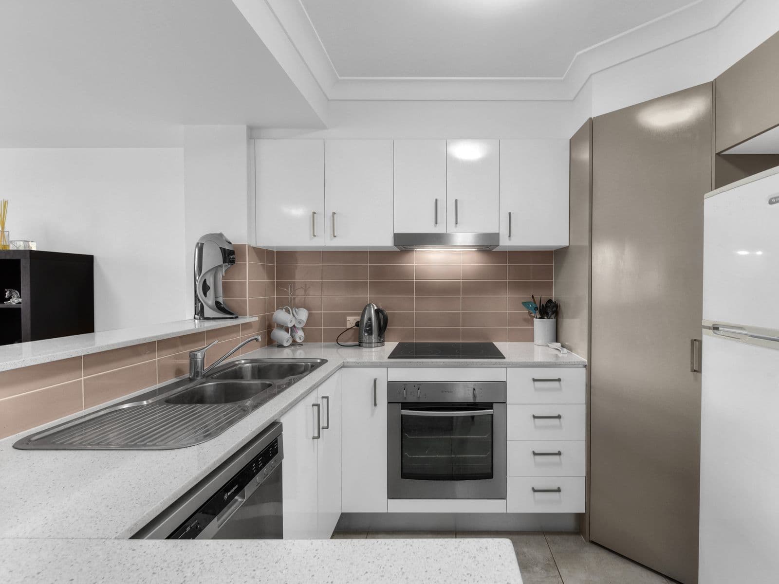 38 Leon Street, Tingalpa QLD 4173, Tingalpa - Thumbnail 2