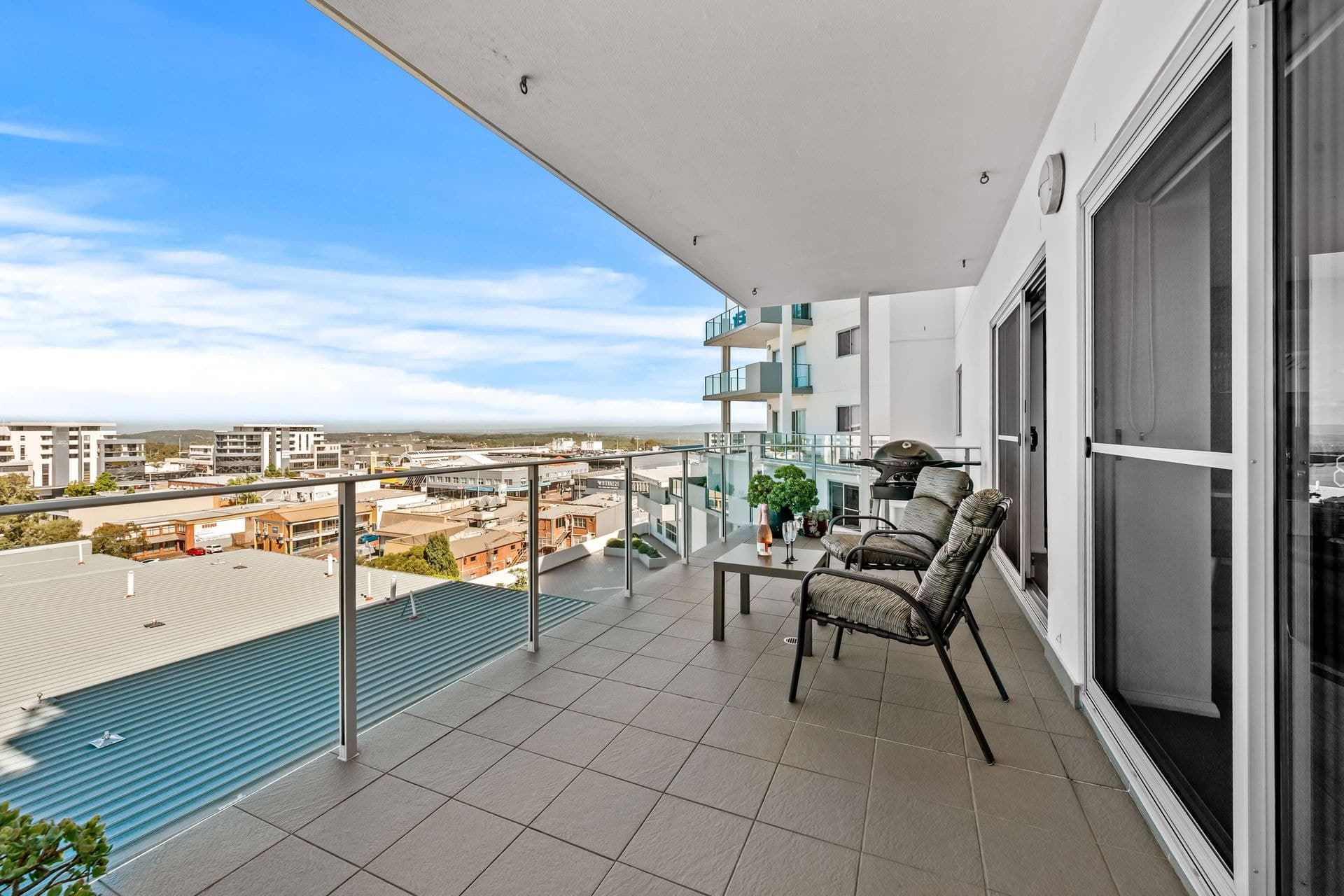 601/215-217 Pacific Highway, Charlestown, NSW, 2290, Charlestown - Thumbnail 3