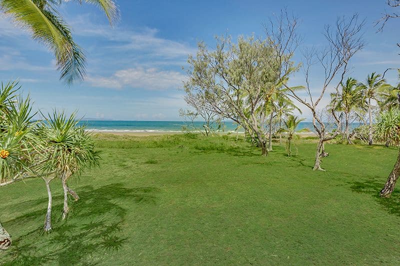33 Todd Avenue, Yeppoon QLD 4703, Yeppoon - Thumbnail 3