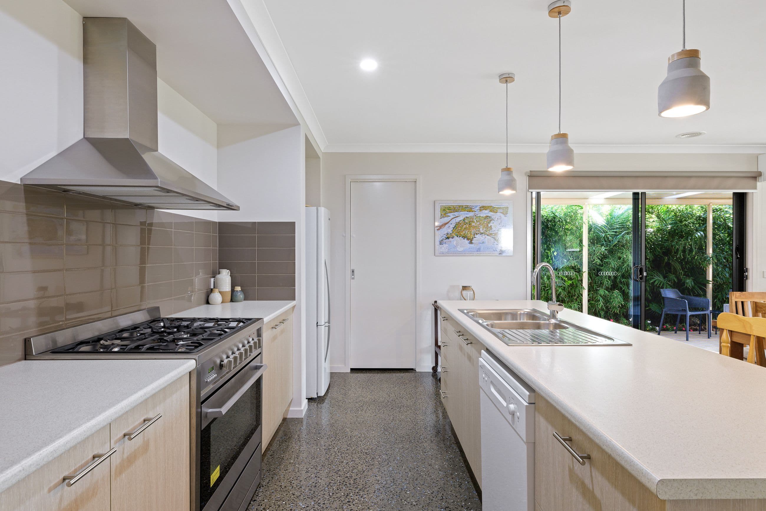 18 Pasadena Drive, Cowes VIC 3922, Cowes - Thumbnail 4