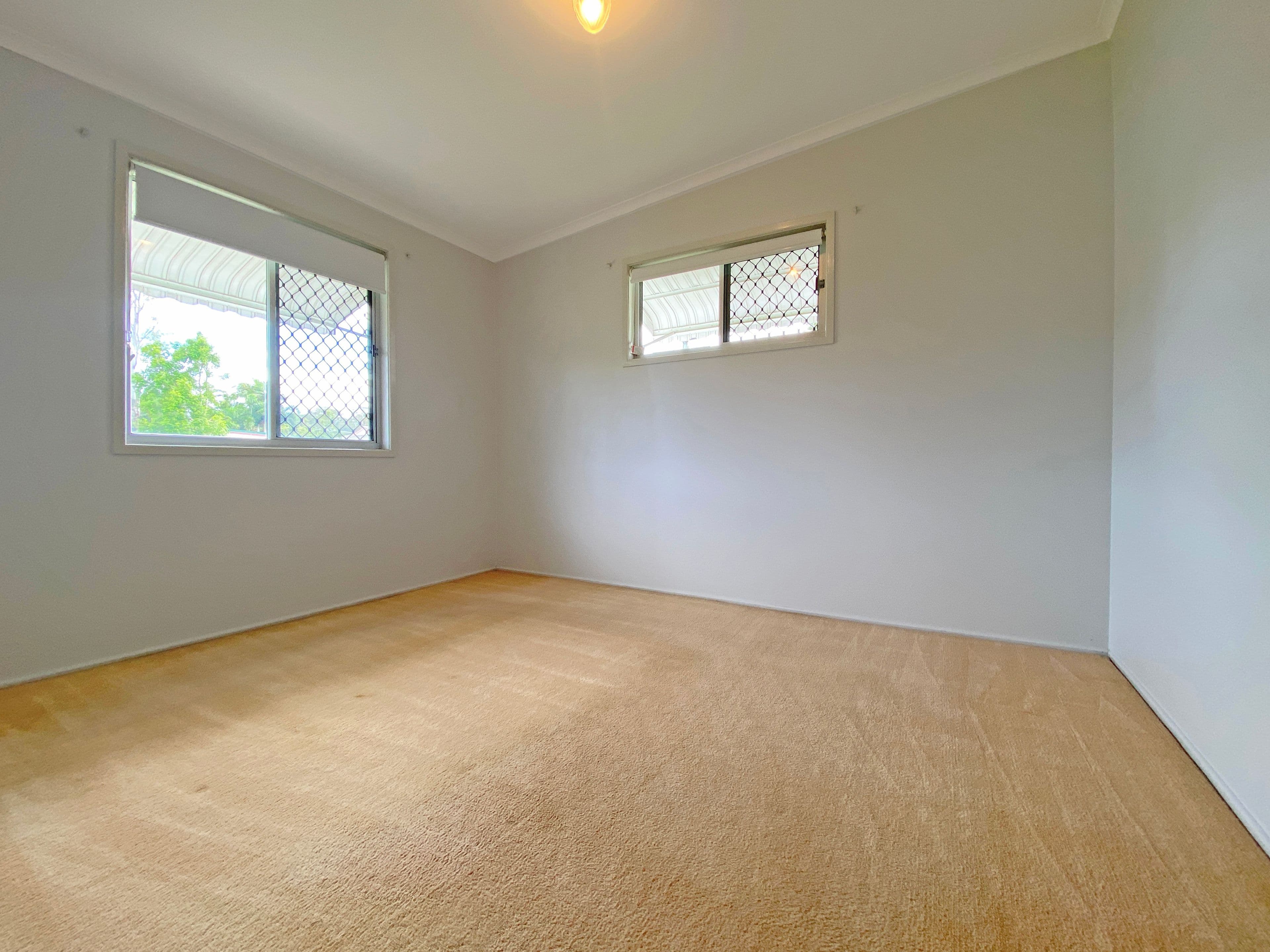 12 Fiona Street, Beachmere QLD 4510, Beachmere - Thumbnail 6