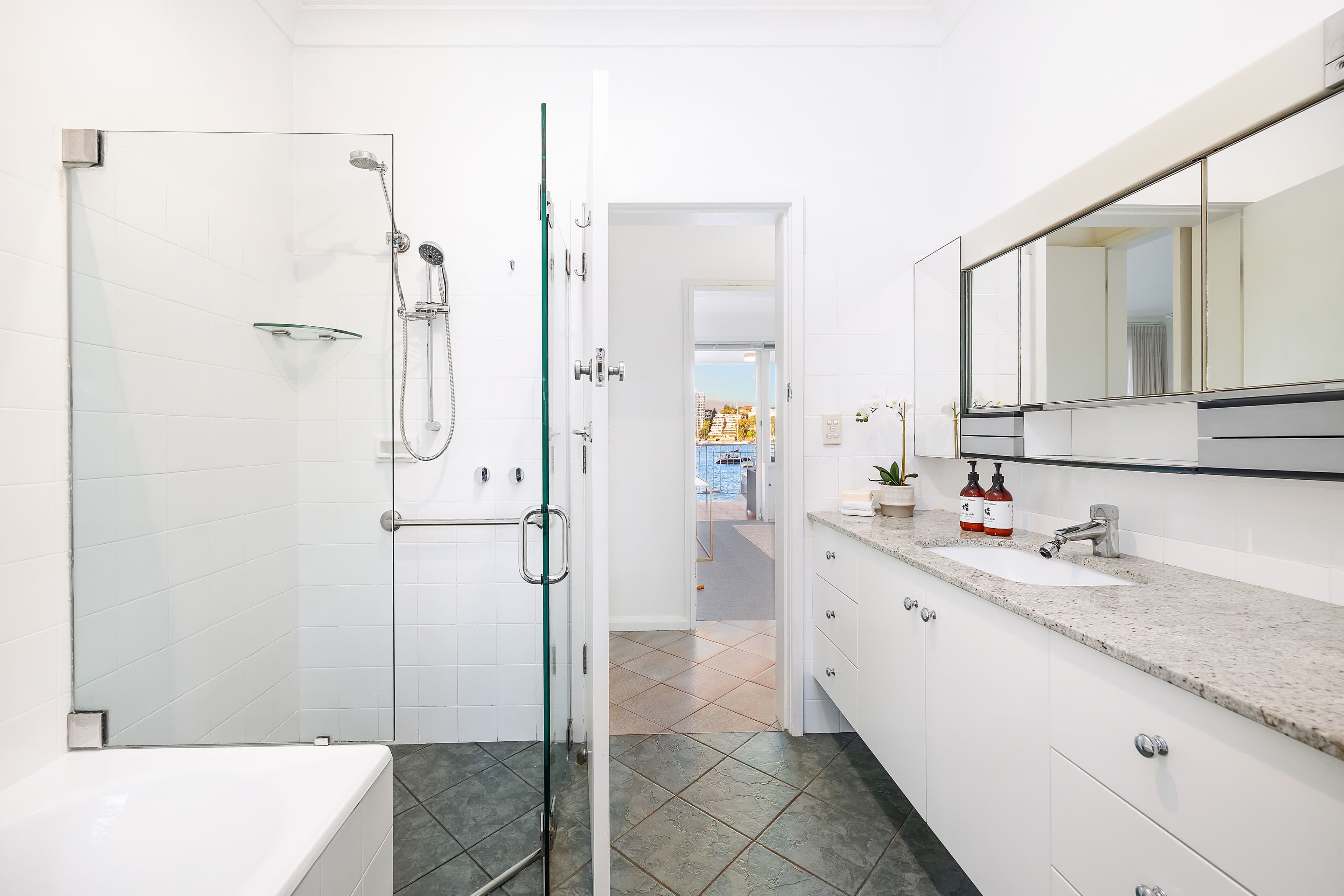 27 Elamang Avenue, Kirribilli NSW 2061, Kirribilli - Thumbnail 7