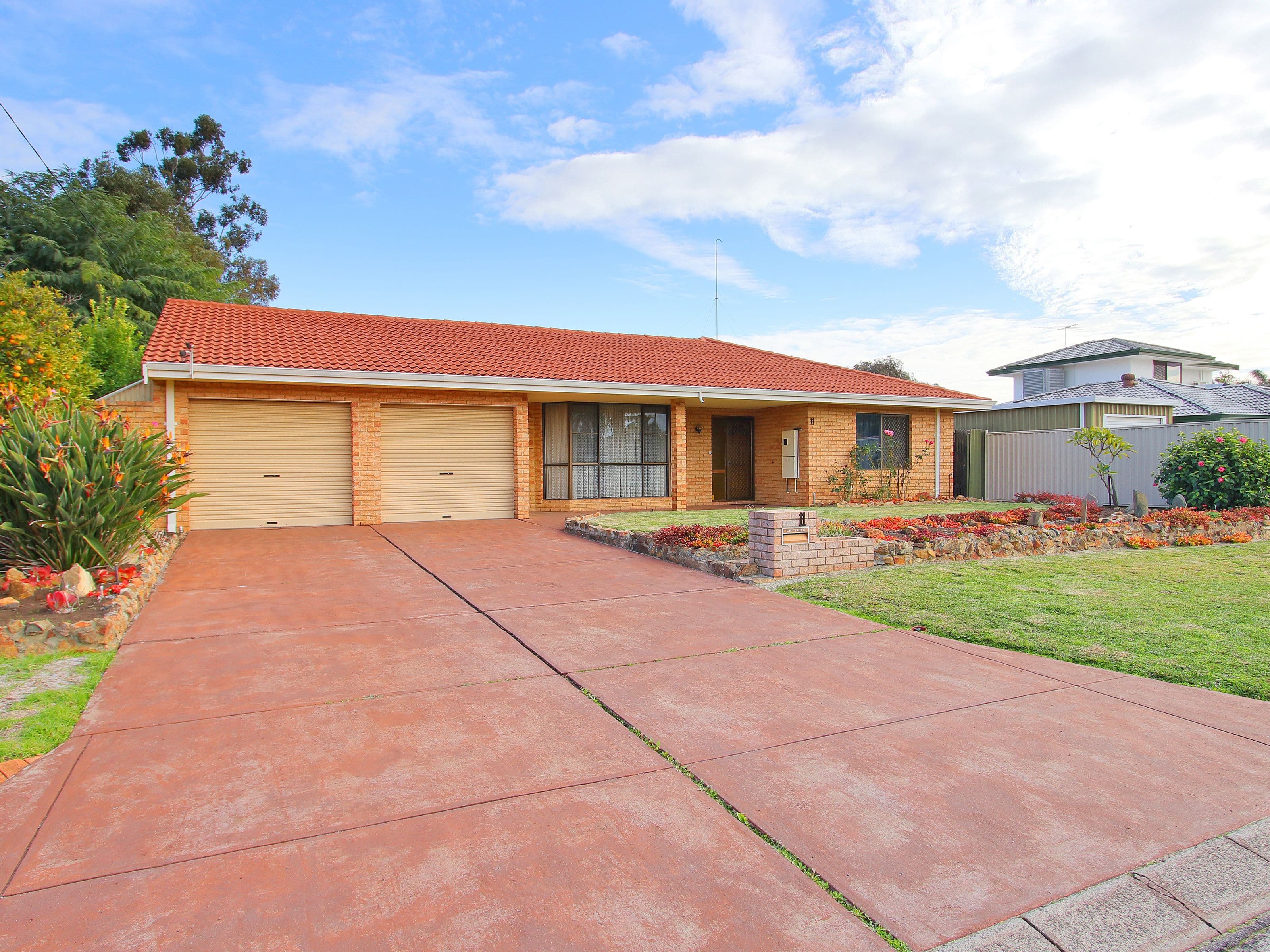 11 Malone Court, Thornlie WA 6108, Thornlie - Image 1