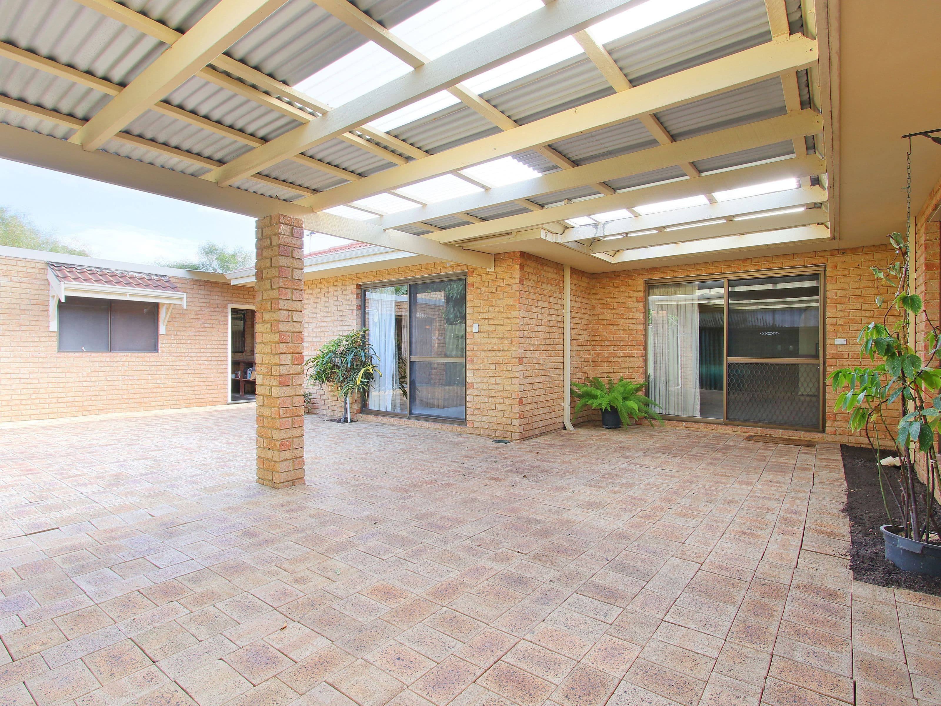 11 Malone Court, Thornlie WA 6108, Thornlie - Thumbnail 5
