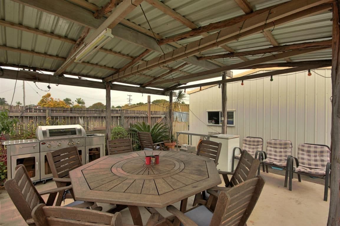 2 Hans Christian Street, SARINA QLD 4737, Sarina - Thumbnail 5
